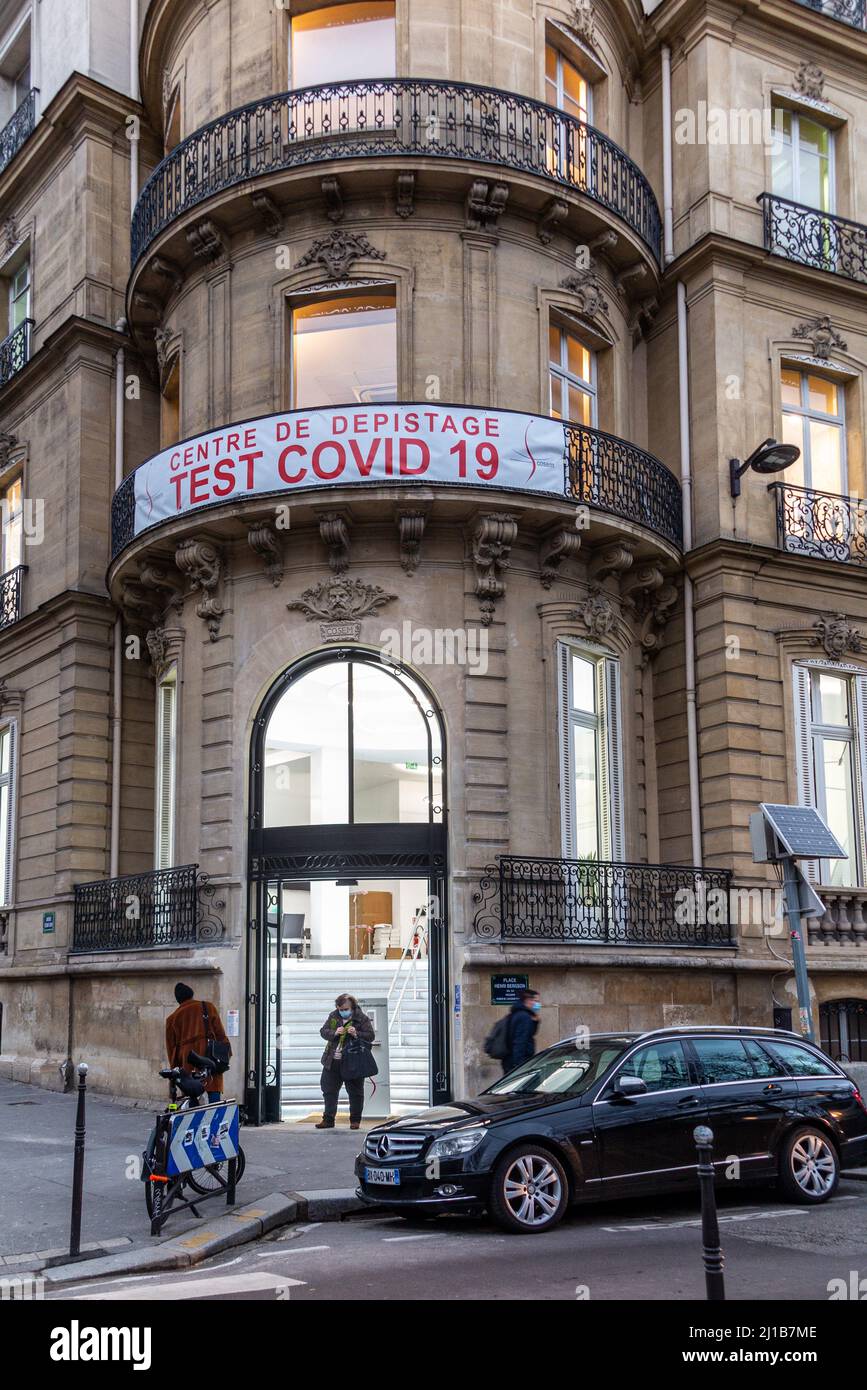 COVID 19 TESTING CENTER, SAINT-AUGUSTIN, PARIS 8TH ARRONDISSEMENT, FRANKREICH Stockfoto