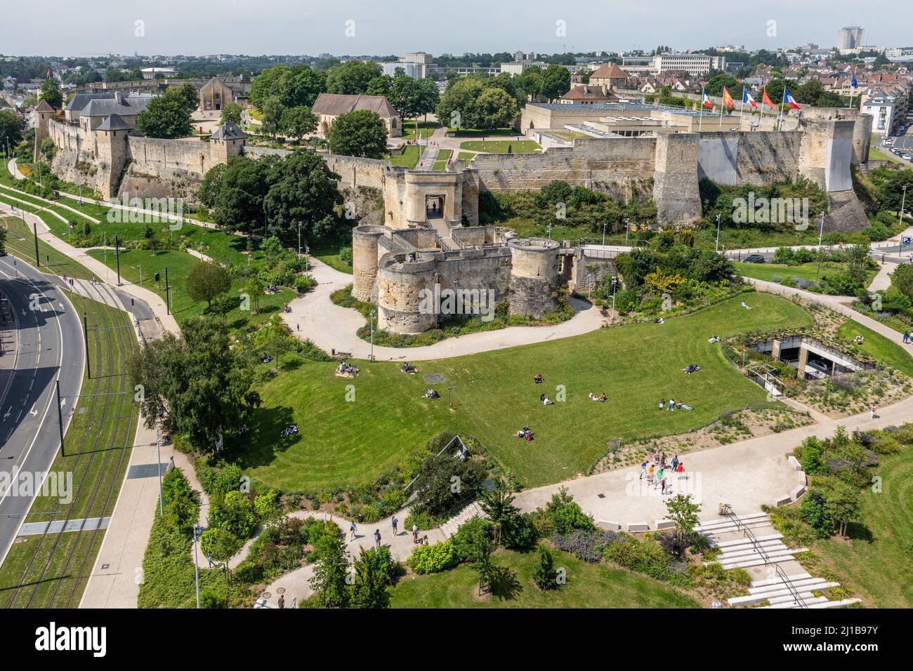 GÄRTEN UND SCHLOSS WILLIAM DER EROBERER, CAEN, CALVADOS, NORMANDIE, FRANKREICH Stockfoto