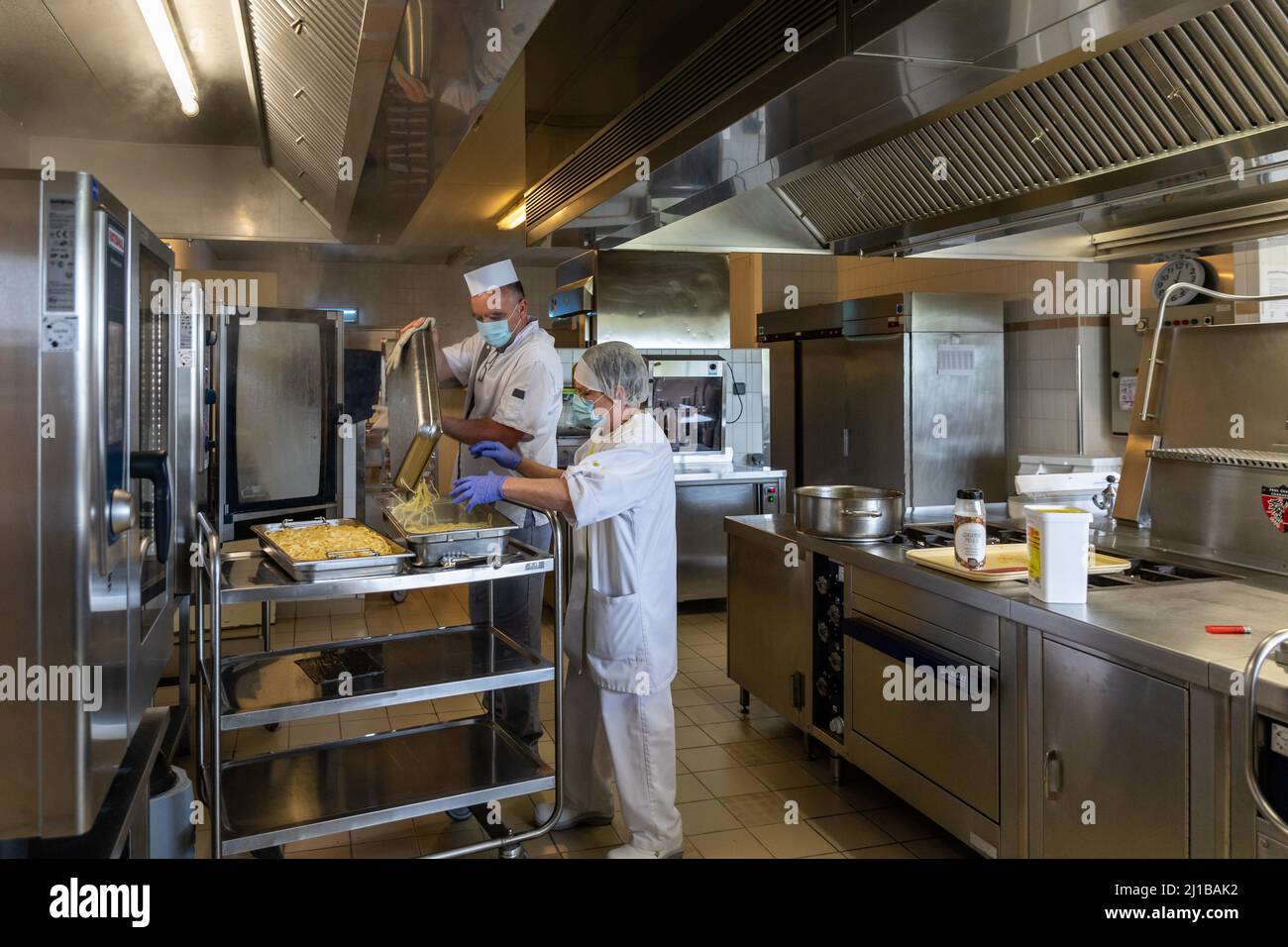 KÜCHE UND GASTRONOMIE, GYMNASIUM RUGLES, EURE, NORMANDIE, FRANKREICH Stockfoto
