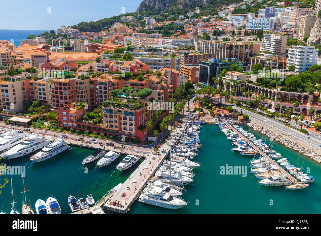 Monte Carlo, Monaco. Port de Fontvieille Luftaufnahme an einem sonnigen Sommertag Stockfoto