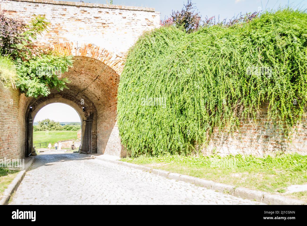 Verlassen Sie den oberen Teil der Festung Petrovaradin. Stockfoto