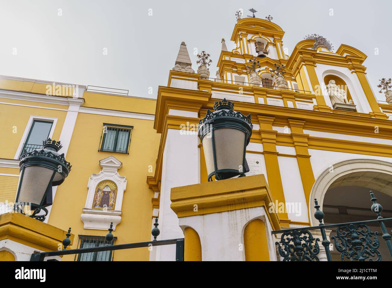 Basilica de la Macarena in der andalusischen Stadt Sevilla, in Spanien. Stockfoto Basilica de la Macarena in der andalusischen Stadt Sevilla, in Spanien. Stockfoto