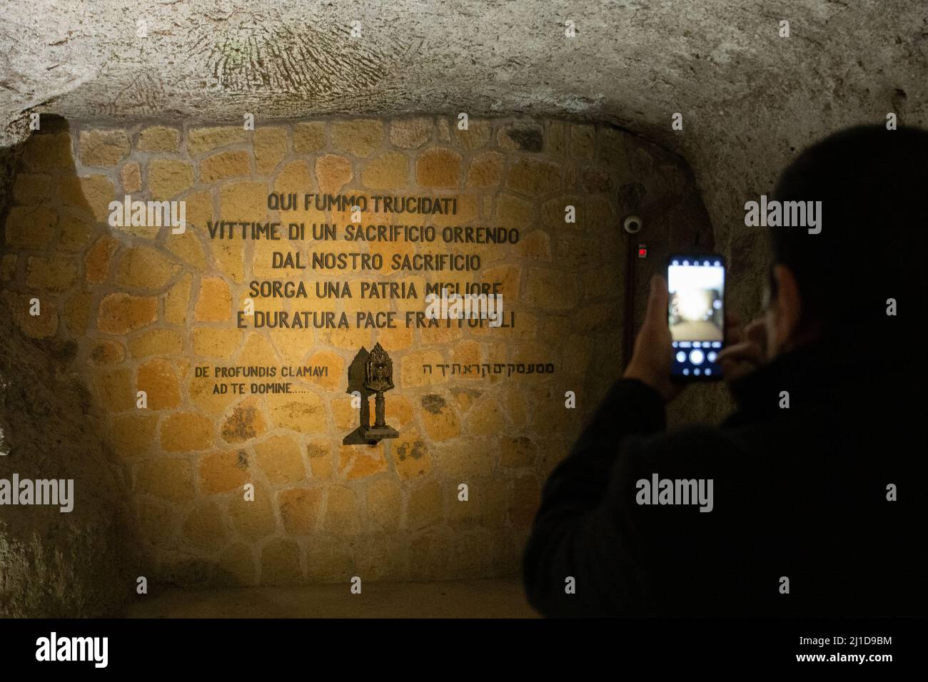 Rom, Italien. 24. März 2022. Blick auf den Platz im Fosse Ardeatine Mausoleum, wo das Massaker an den Nazis stattfand (Foto: © Matteo Nardone/Pacific Press via ZUMA Press Wire) Stockfoto