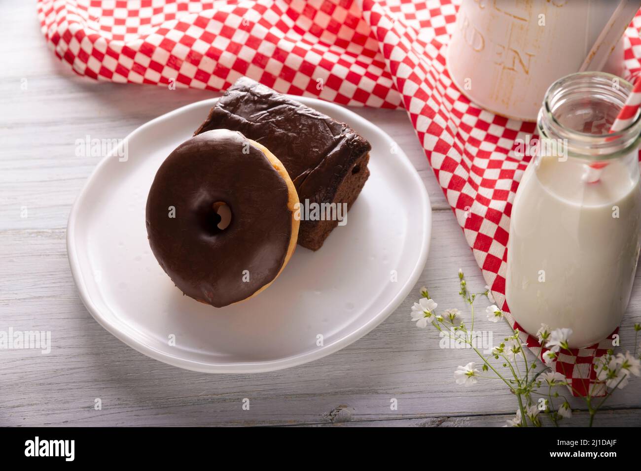 Berliner oder berliner pfannkuchen donut -Fotos und -Bildmaterial in ...