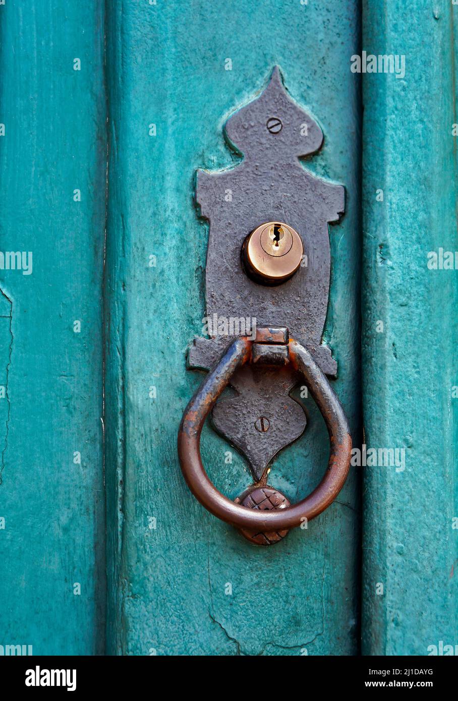 Altes barockes Türdetail, Ouro Preto, Minas Gerais, Brasilien Stockfoto