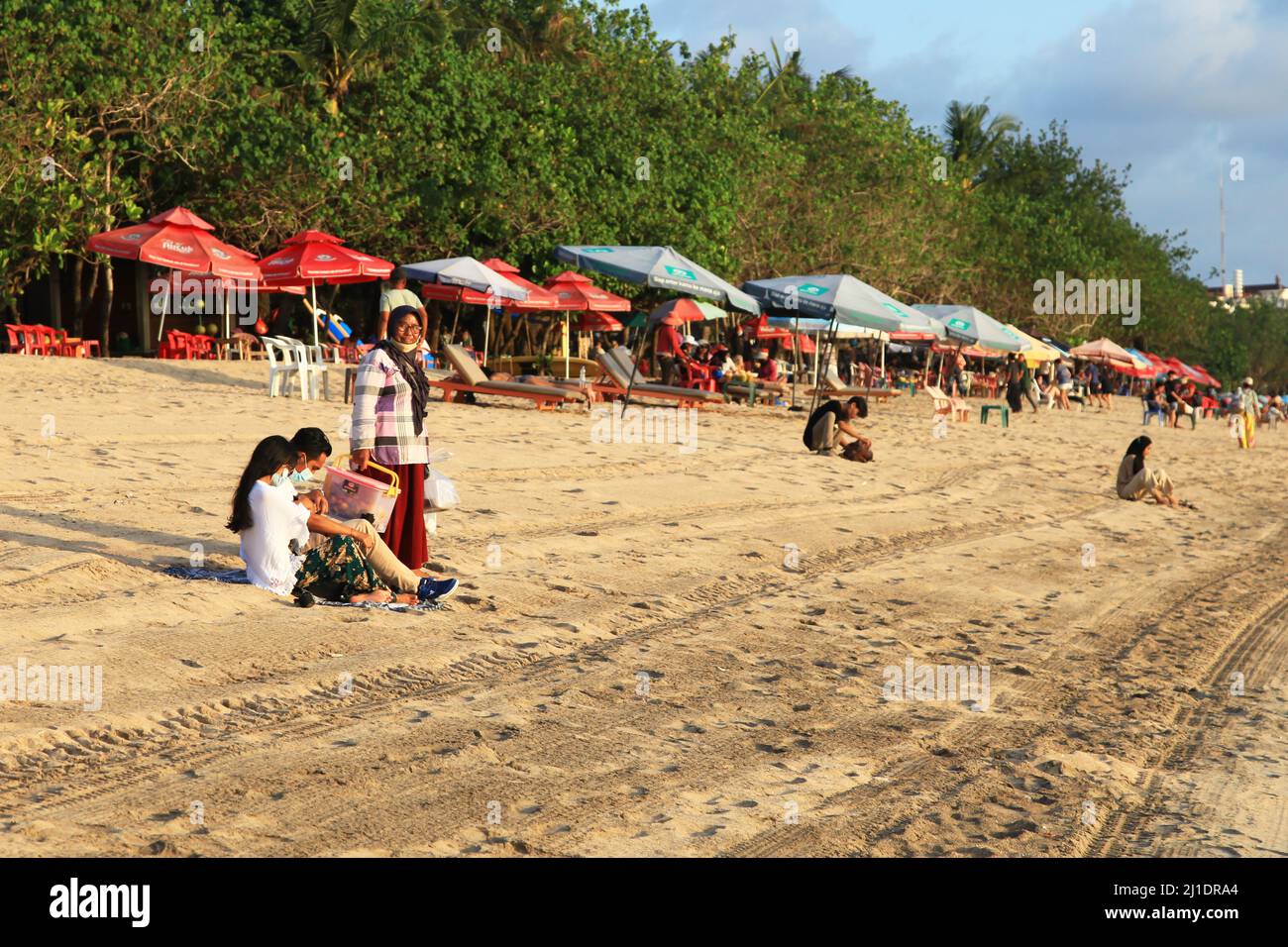 Kuta Beach in Bali, Indonesien im März 2022. Stockfoto
