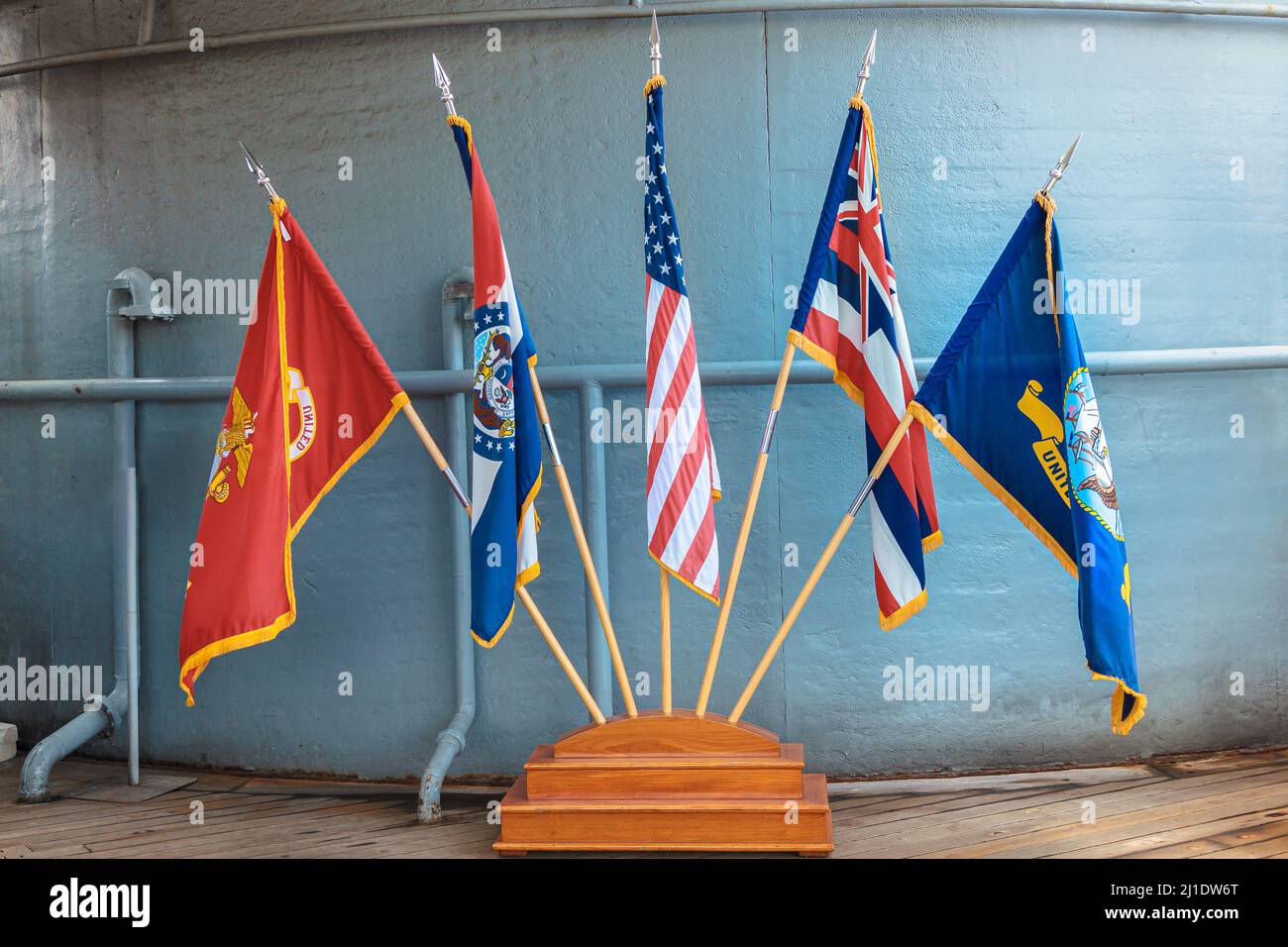 Hawaii, USA: Amerikanische Flaggen der USS Missouri in Pearl Harbor Historische Stätten von Hawaii. Amerikanisches historisches Museum. US Marine Corps, Hawaii, USA Stockfoto