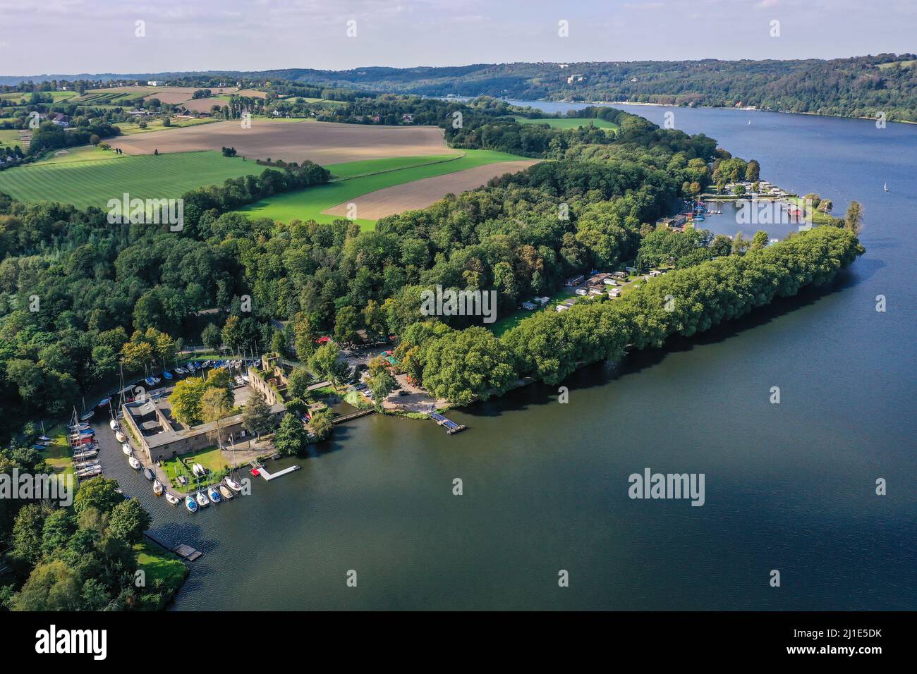 20.09.2021, Deutschland, Nordrhein-Westfalen, Essen - Baldeneysee, vor Haus Scheppen. Das Haus Scheppen ist ein ehemaliges herrschaftliche Feudalgut von Werden Abbe Stockfoto