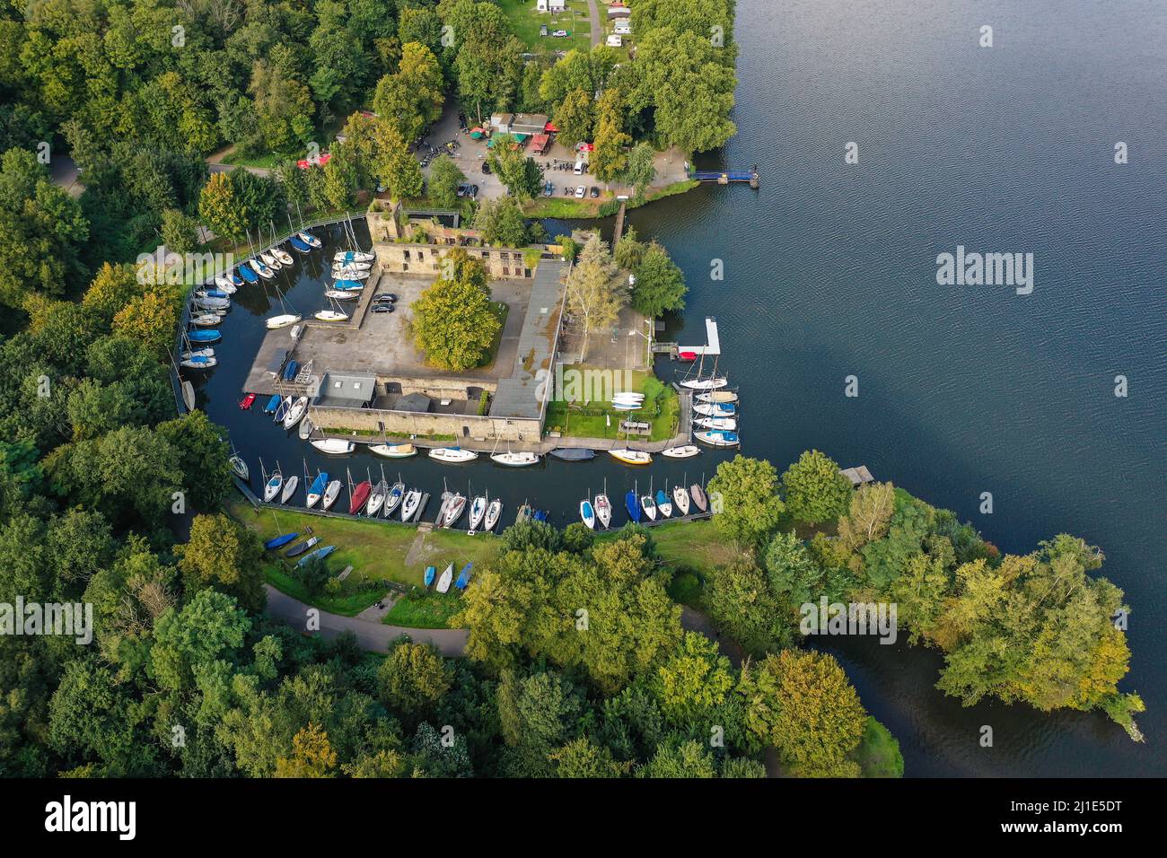 20.09.2021, Deutschland, Nordrhein-Westfalen, Essen - Haus Scheppen am Baldeneysee. Das Haus Scheppen ist ein ehemaliger feudaler Adelsbesitz der Abtei Werden Stockfoto