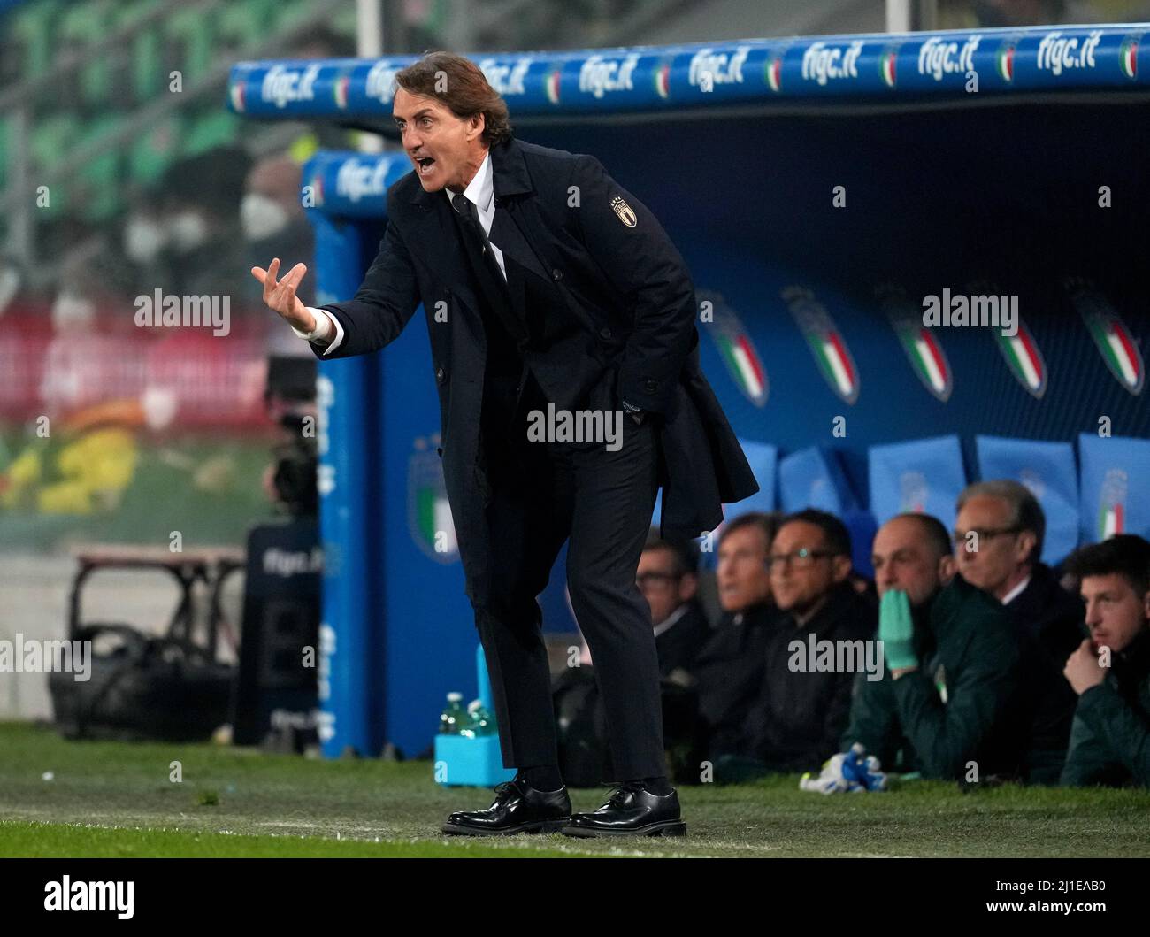 PALERMO, ITALIEN - 24. MÄRZ: Roberto Mancini, Cheftrainer Italiens, reagiert während des FIFA-WM-Qualifikationsspiels 2022 zwischen Italien und Nordmakedonien im Stadio Renzo Barbera am 24. März 2022 in Palermo, . (Foto nach MB-Medien) Stockfoto