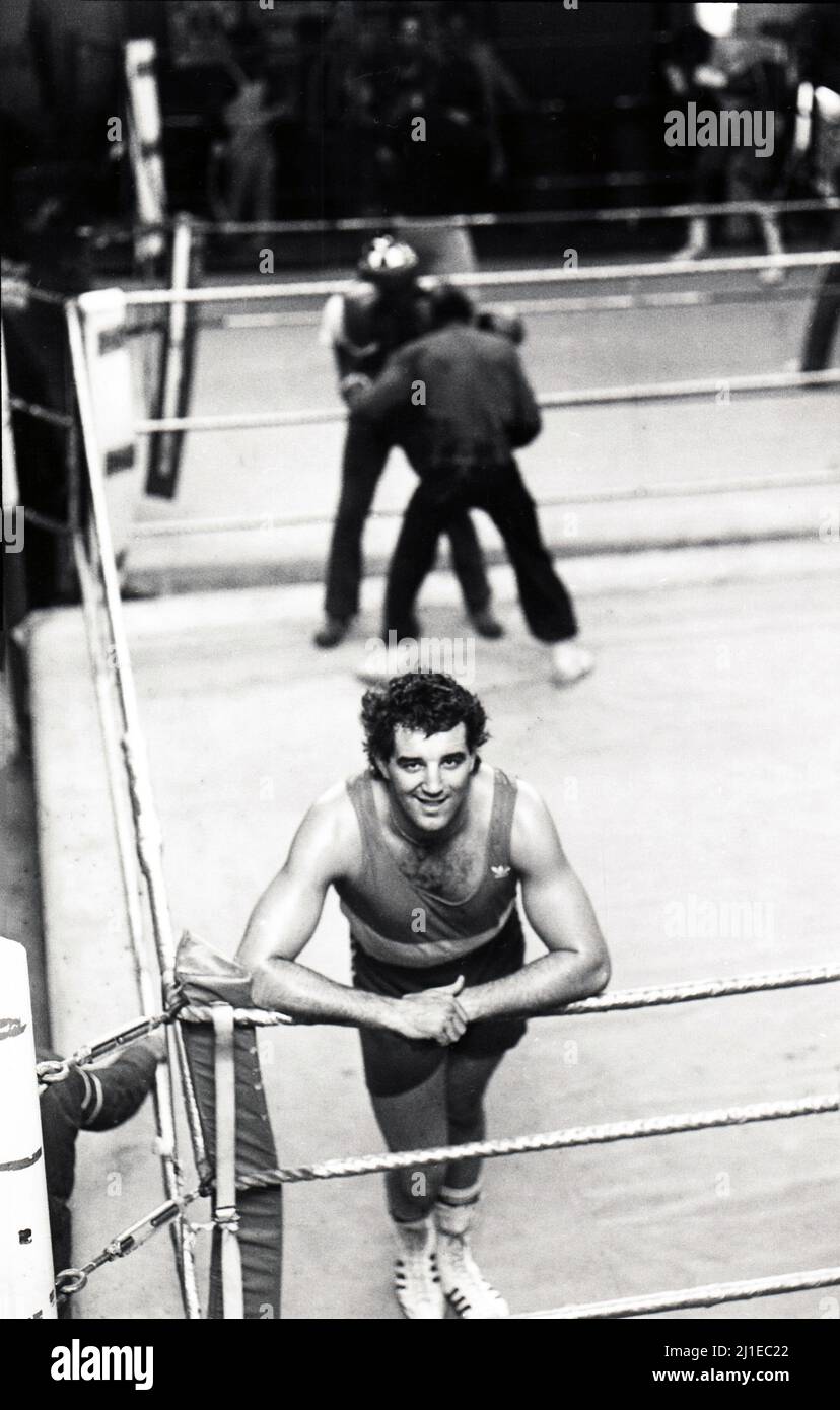 Ein Foto des Boxers Gerry Cooney aus dem Jahr 1981. In einem Fitnessstudio auf Long Island, New York Stockfoto