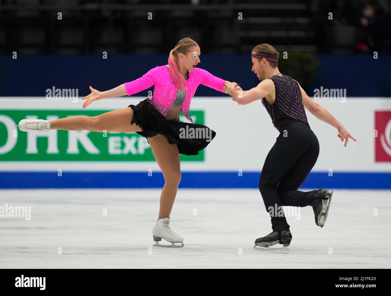 Sud de France Arena, Montpellier, Frankreich. 25. März 2022. Natalie Taschlerova und Filip Taschler aus Tschechien während des Pairs Ice Dance, der Eiskunstlauf-Weltmeisterschaft in der Sud de France Arena, Montpellier, Frankreich. Kim Price/CSM/Alamy Live News Stockfoto