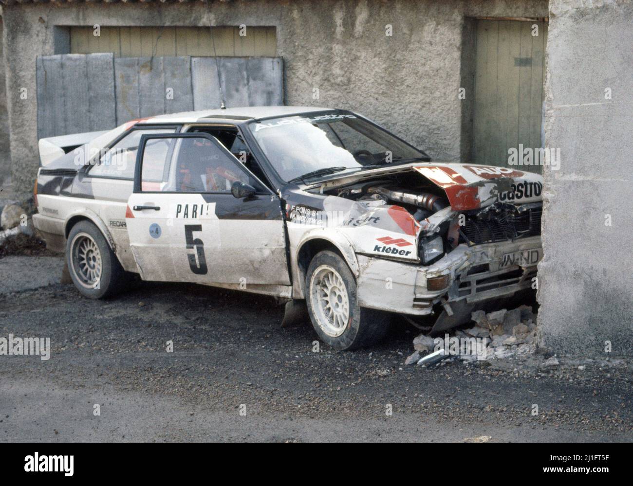 Michele Mouton (FRA) Fabrizia Pons (ITA) Audi Quattro GR4 Audi Sport nach dem Unfall Stockfoto