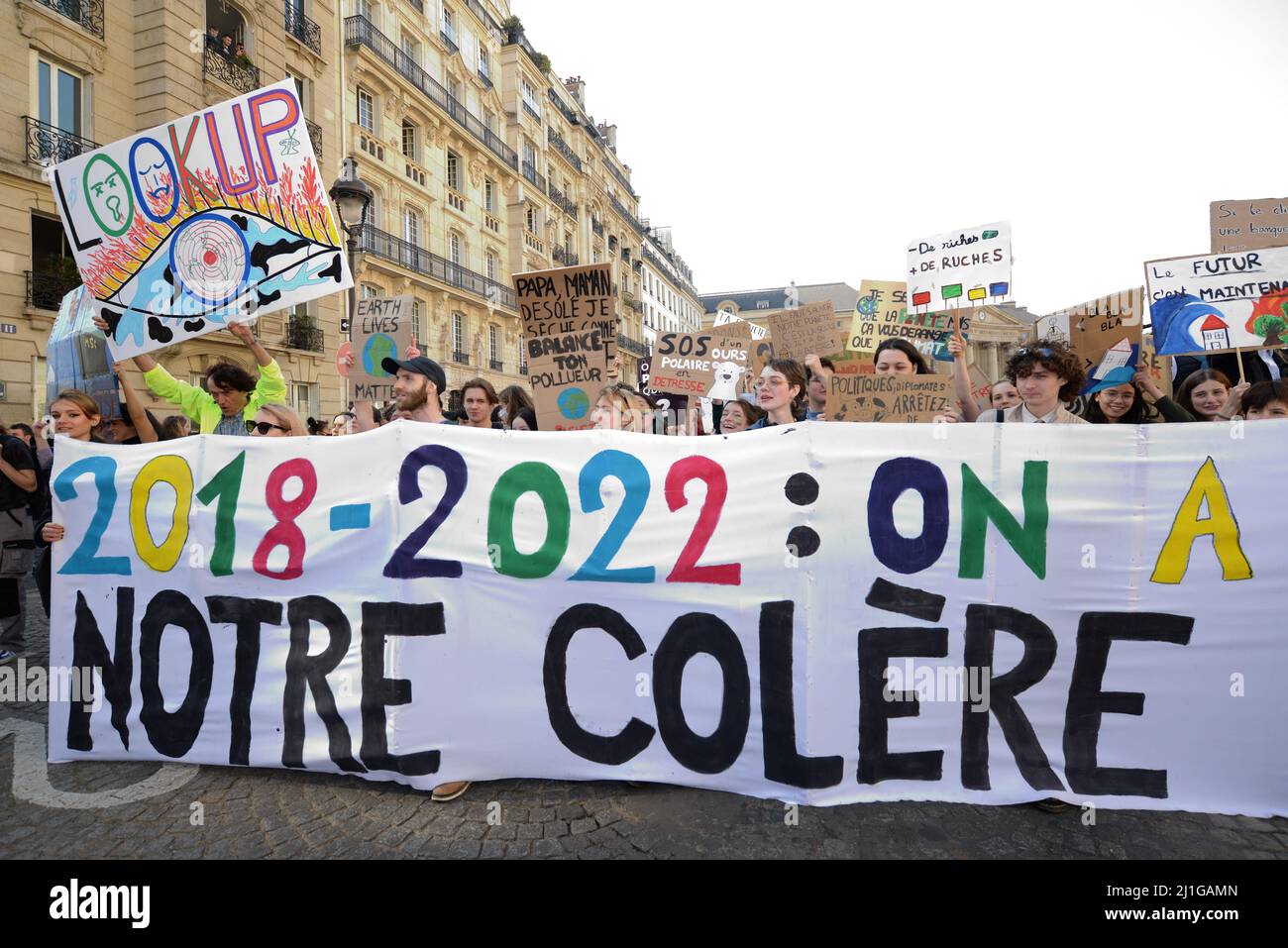 In Paris organisierte Demonstration des Kollektivs „Jugend für Klima“, um ihre Wut gegen die Untätigkeit der öffentlichen Behörden in Bezug auf die Ökologie zu rufen. Stockfoto