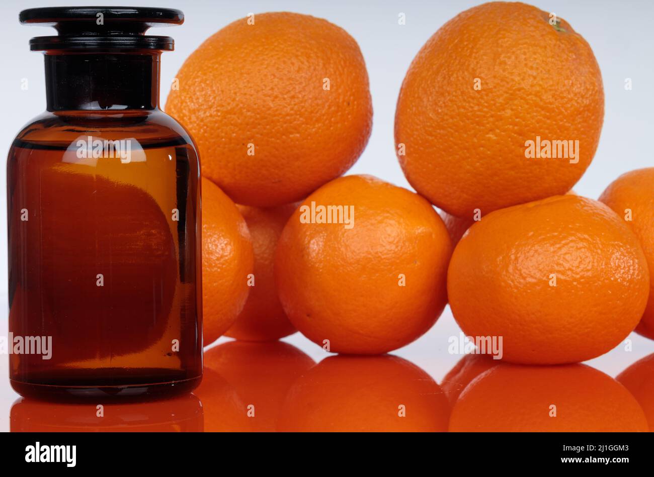 Heilende Eigenschaften von Orange, die Gesundheit der Natur. Alternative Medizin. Stockfoto