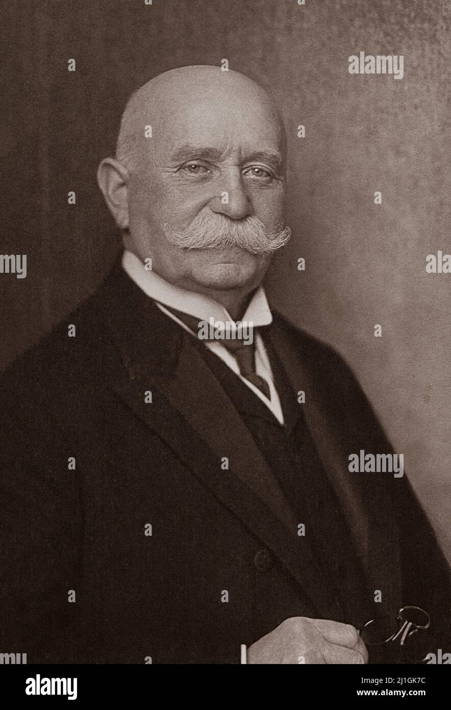 Porträt von Ferdinand von Zeppelin. 1917 Graf Ferdinand von Zeppelin (1838 – 1917) war ein deutscher General und später Erfinder der Zeppelin-Starrlüfte Stockfoto