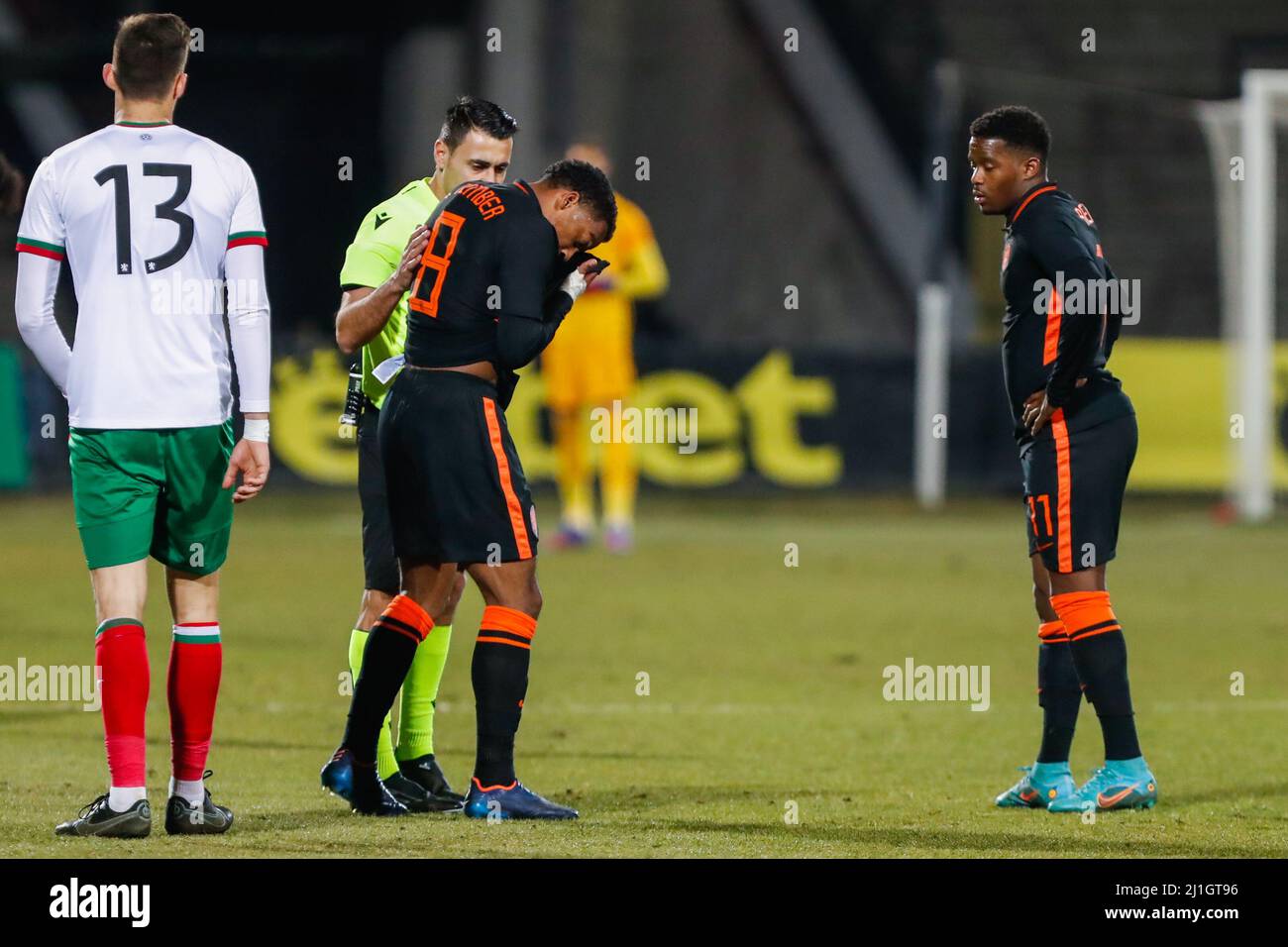 Sofia, Bulgarien. 25. März 2022. SOFIA, BULGARIEN - 25. MÄRZ: Quinten Timber of the Netherlands U23 während des EM 2023 Qualifikationsspiel zwischen Bulgarien U23 und den Niederlanden U23 im Slavia Stadion am 25. März 2022 in Sofia, Bulgarien (Foto von Nikola Krstic/Orange Picics) Credit: Orange Pics BV/Alamy Live News Stockfoto