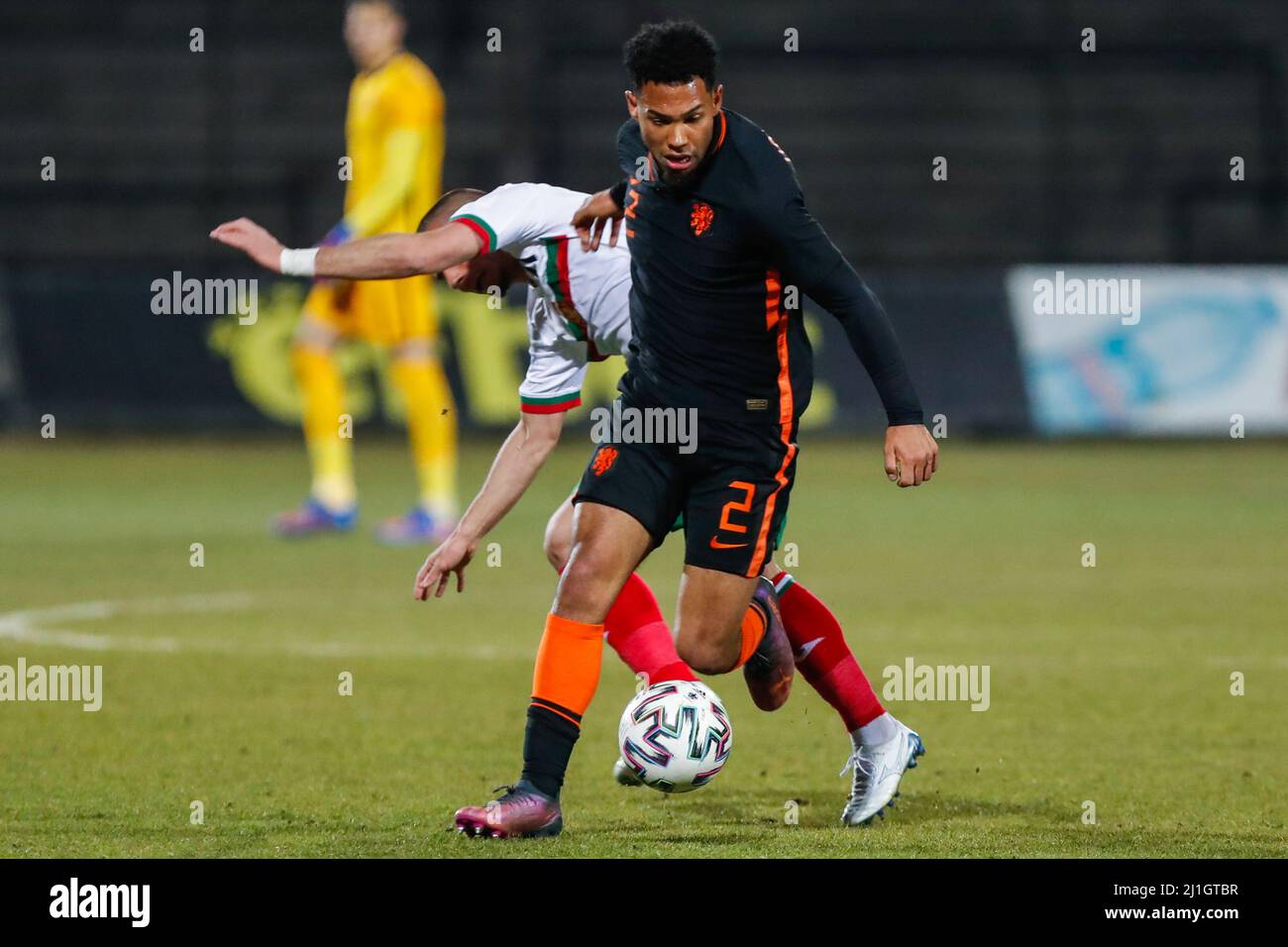 Sofia, Bulgarien. 25. März 2022. SOFIA, BULGARIEN - 25. MÄRZ: Milan van Ewijk aus den Niederlanden U23 während des EM 2023 Qualifikationsspiel zwischen Bulgarien U23 und den Niederlanden U23 im Slavia Stadion am 25. März 2022 in Sofia, Bulgarien (Foto von Nikola Krstic/Orange Picics) Credit: Orange Pics BV/Alamy Live News Stockfoto