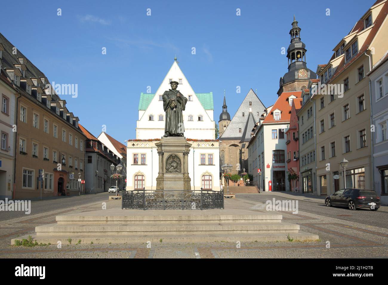Marktplatz mit Lutherdenkmal in Eisleben, Sachsen-Anhalt, Deutschland Stockfoto
