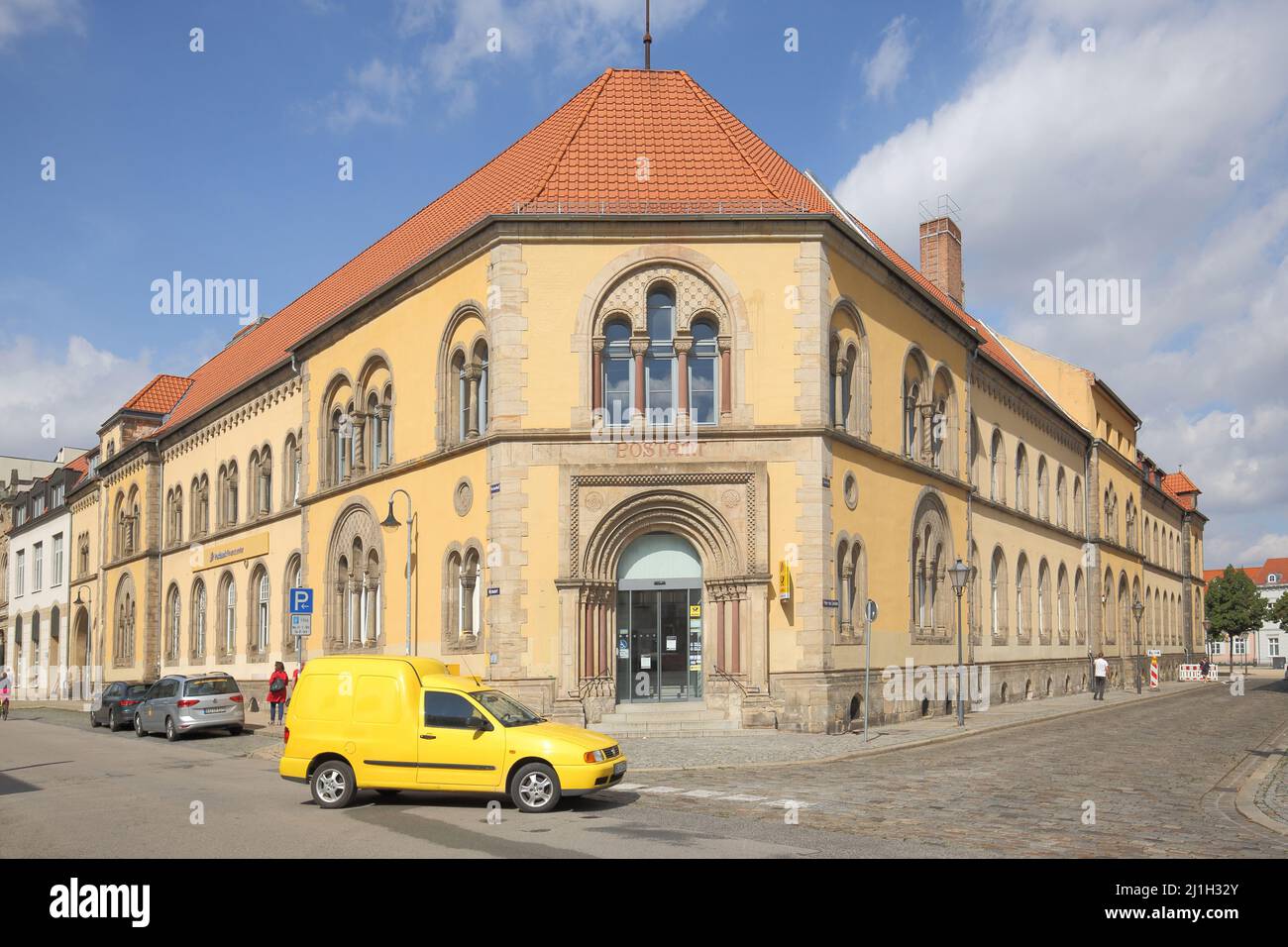 Neoromanische Hauptpostamt in Halberstadt, Sachsen-Anhalt, Deutschland Stockfoto