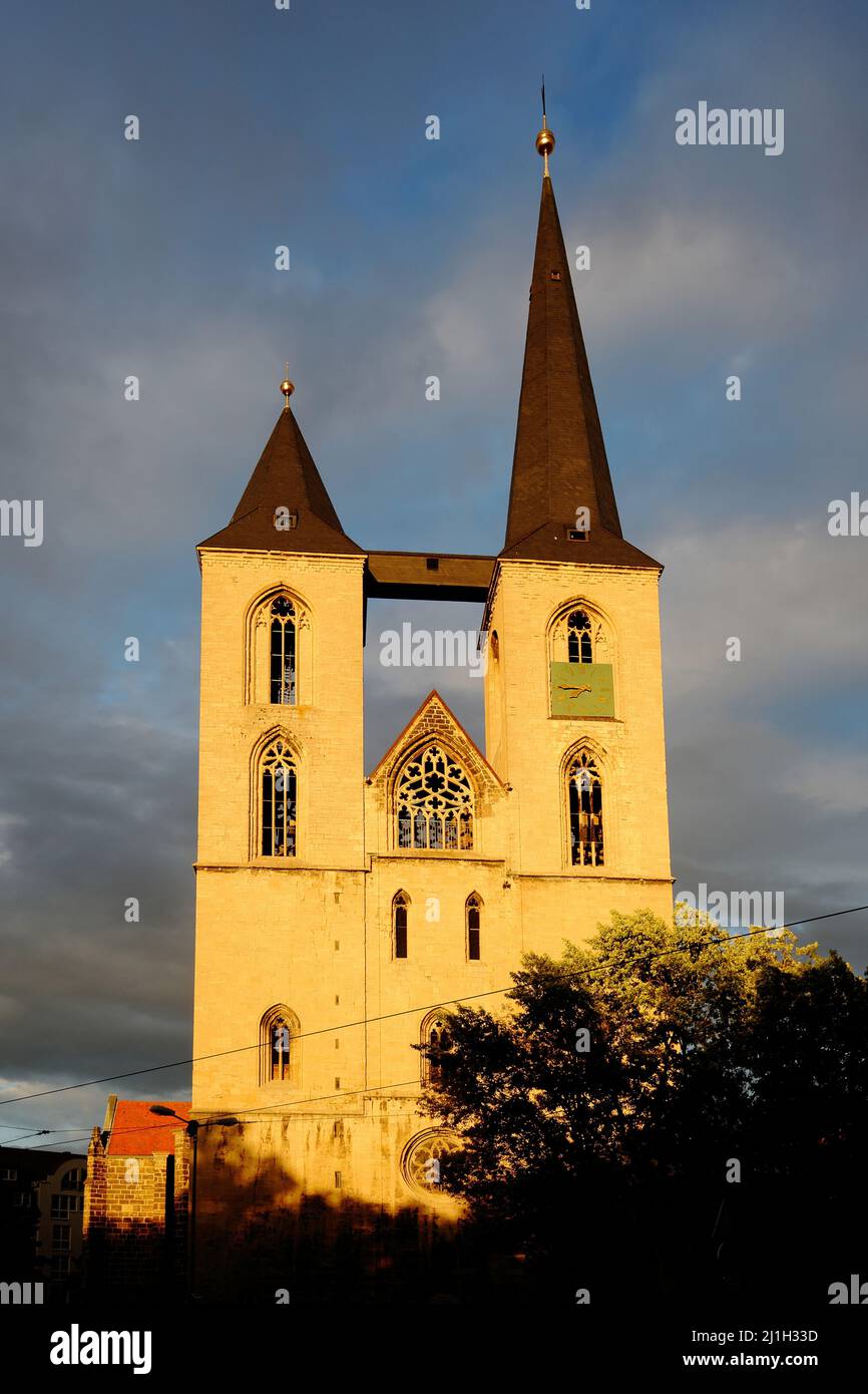 Martinikirche im Abendlicht in Halberstadt, Sachsen-Anhalt, Deutschland Stockfoto