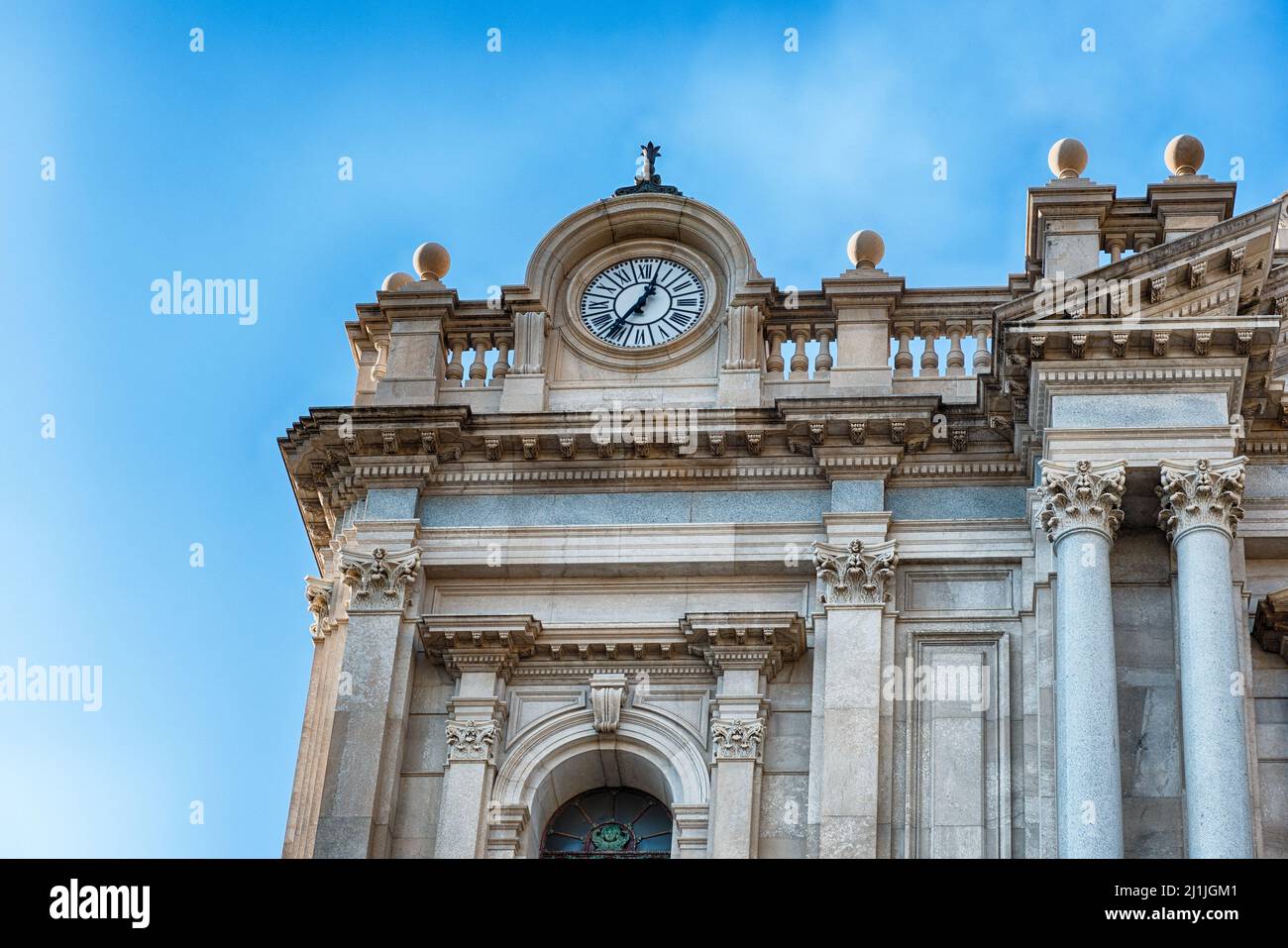 Fassade des Heiligtums Unserer Lieben Frau vom Rosenkranz von Pompei, Italien Stockfoto
