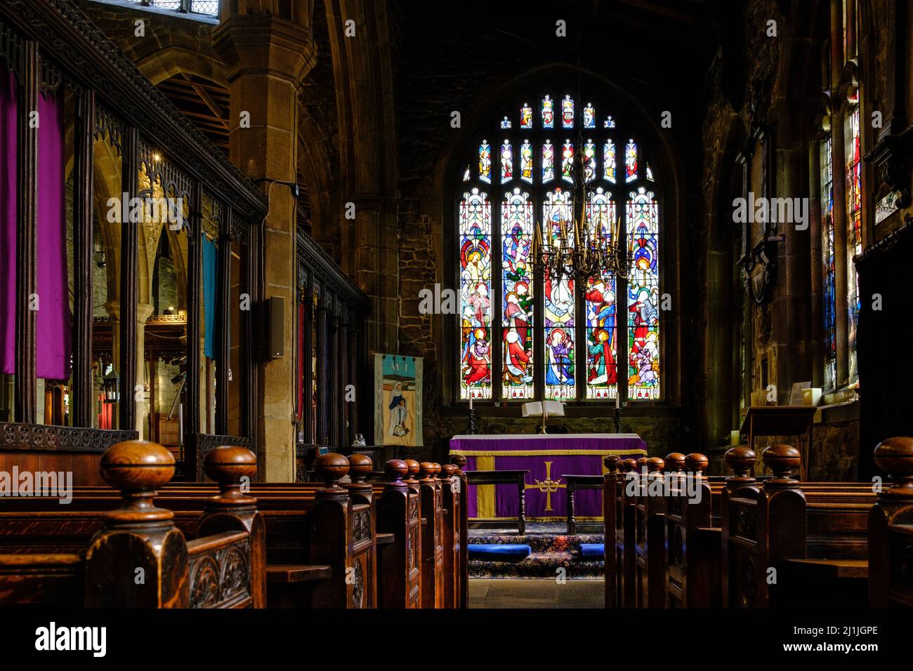 Halifax, West Yorkshire, Großbritannien. Halifax Minster, St. John the Baptist Kirche stammt aus dem Jahr 1438. Stockfoto