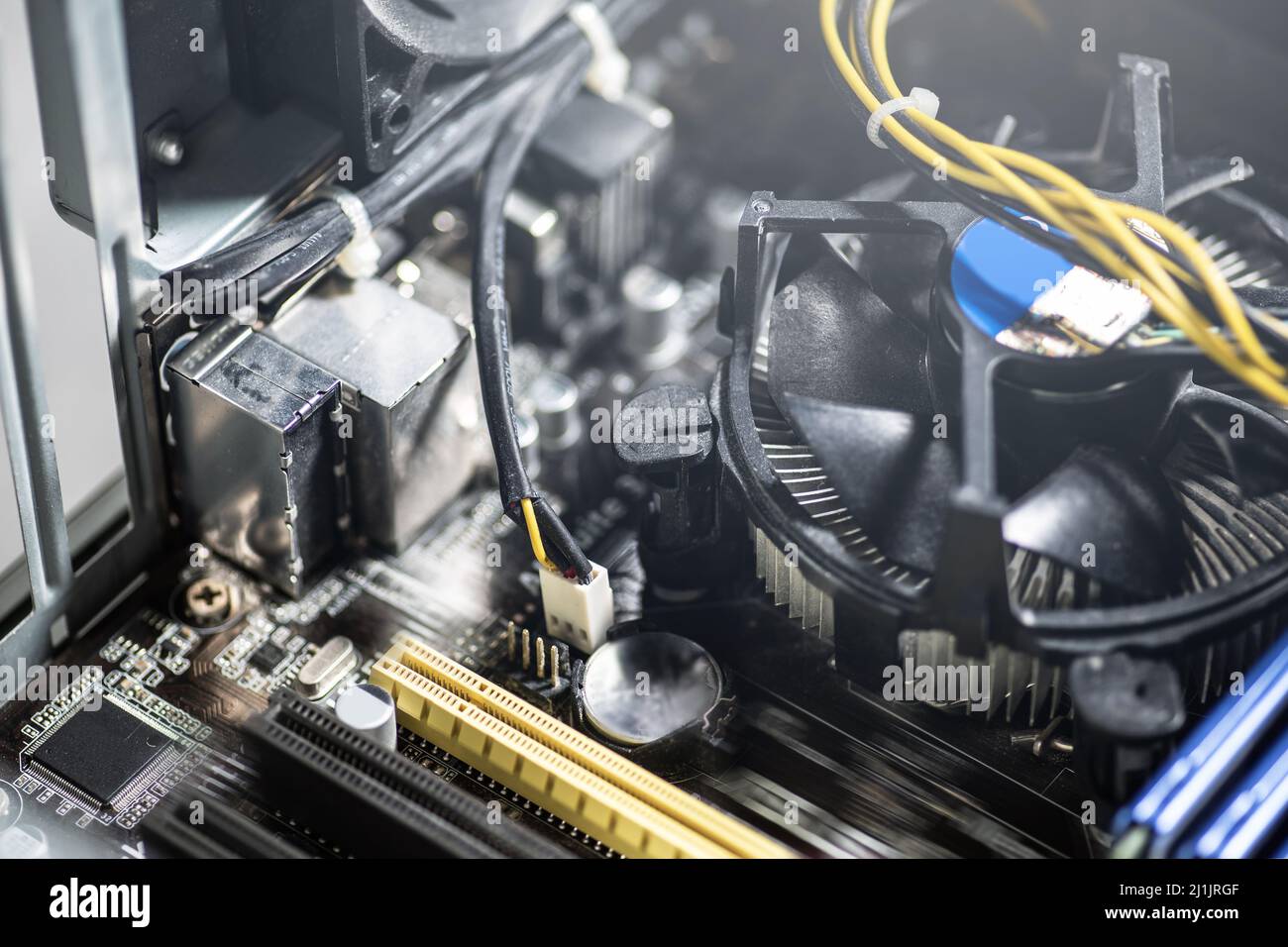 Verschiedene Computerteile im PC Stockfoto