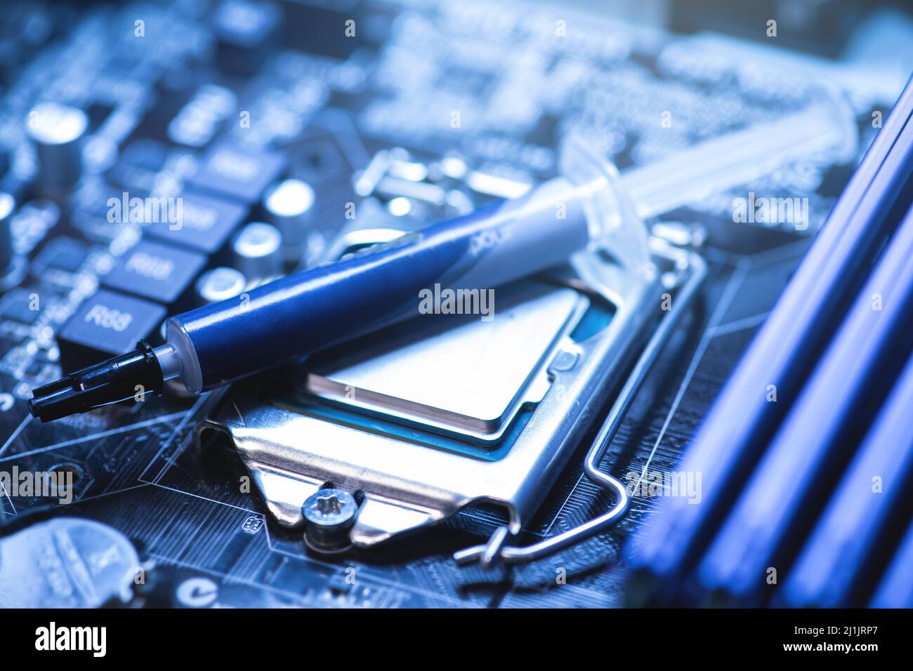 Wärmeleitpaste für die CPU im PC Stockfoto
