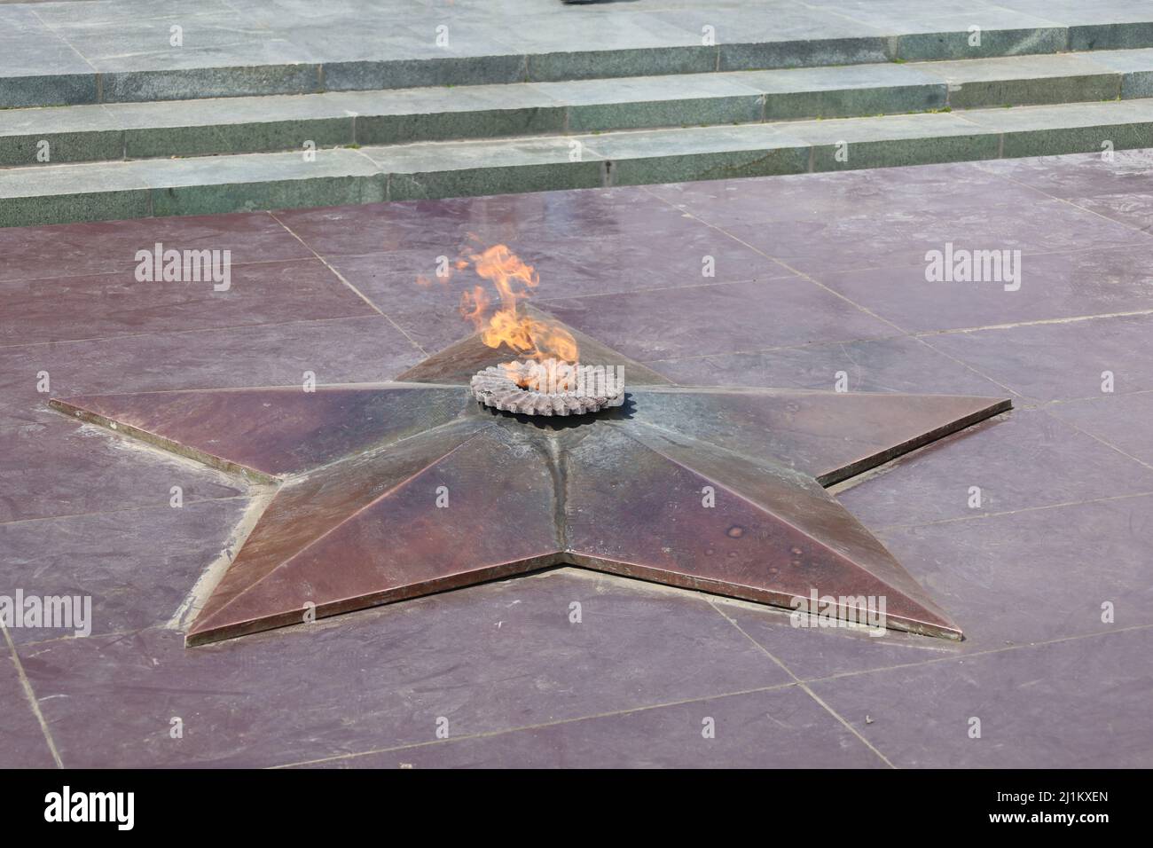 Ewige Flamme im Victory Park, Jerewan, Armenien Stockfoto