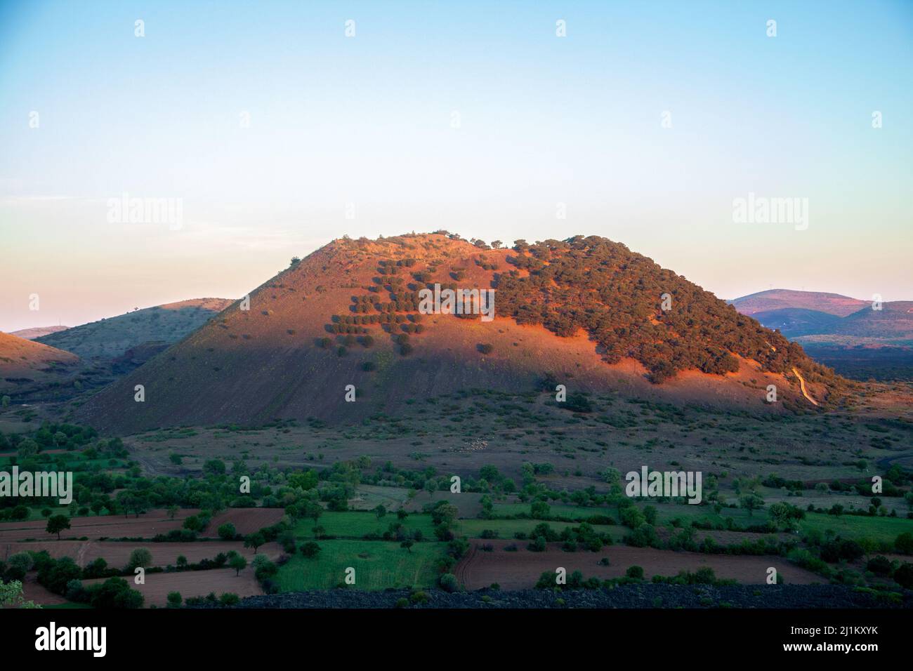 Ansicht des inaktiven Vulkans Kula, Land der Türkei Stockfoto