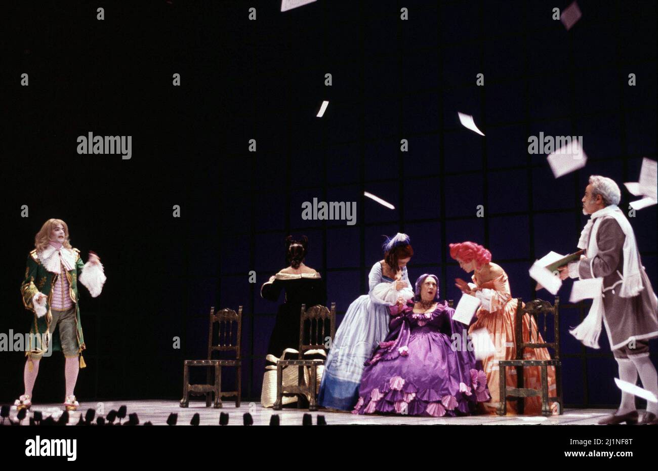 MOLIERE, JEAN BAPTISTE. DRAMATURGO FRANCES . 16232 - 1673. LAS MUJERES SABIAS , REPRESENTACION TEATRAL EN MADRID , AÑO 1999. VERSION DE ADOLFO MARSILLACH. Stockfoto