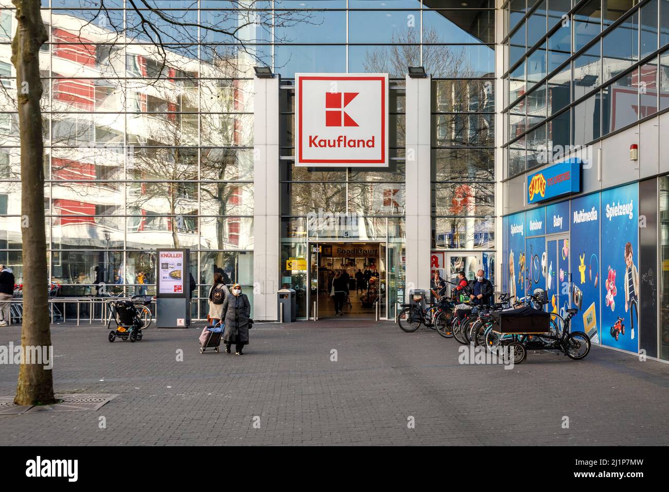 Supermarktkette Kaufland im Derendorf Forum Stockfoto