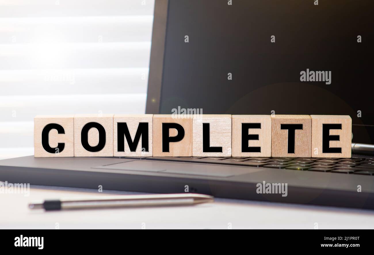 Kompletter Herzblock, Wortwürfel mit Hintergrund Stockfoto