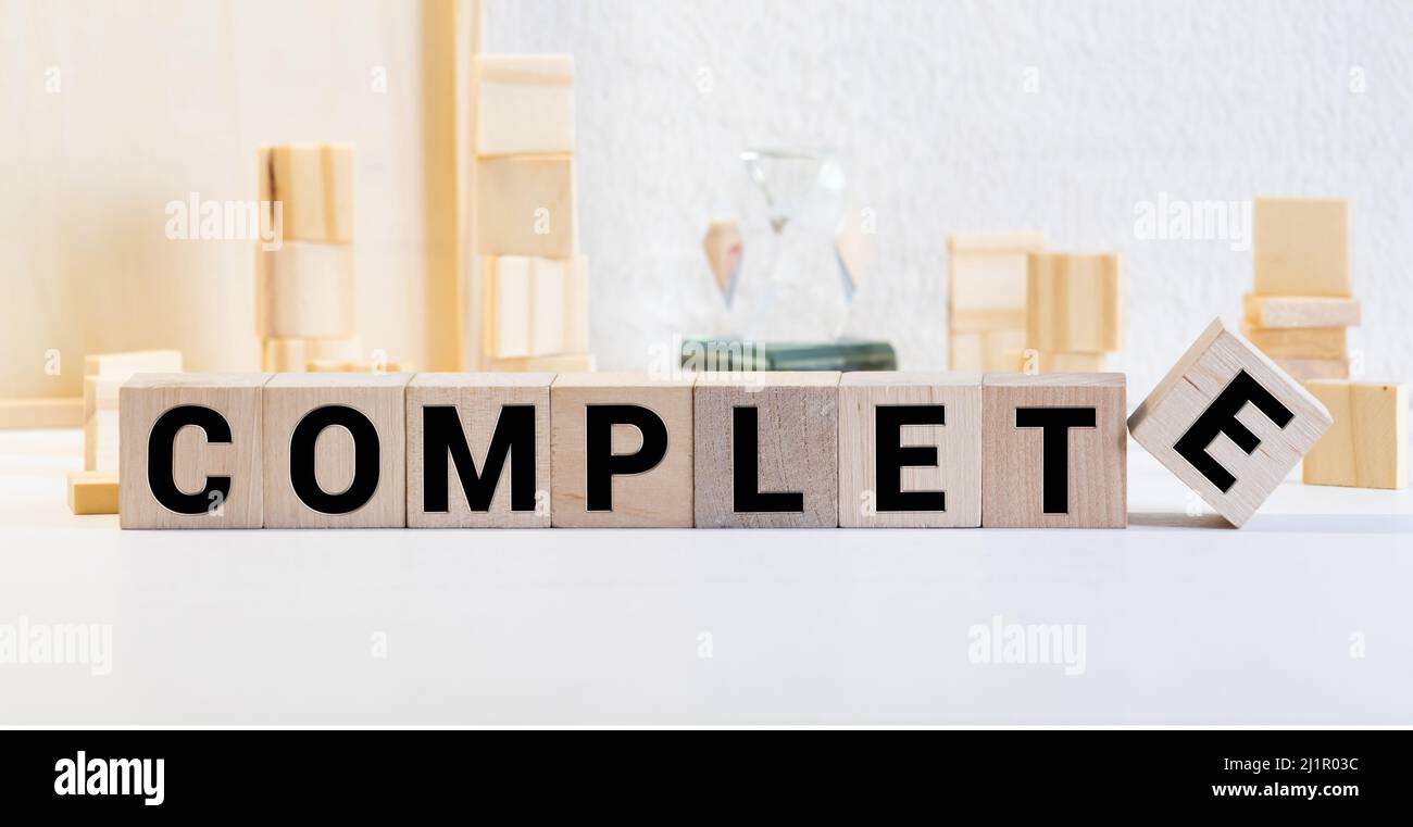 Kompletter Herzblock, Wortwürfel mit Hintergrund Stockfoto