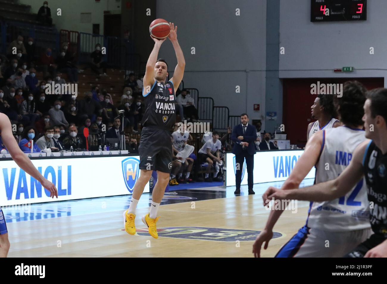 PalaRadi, Cremona, Italien, 27. März 2022, ADAS Juskevicius (Vanoli Cremona) während der Vanoli Basket Cremona gegen Nutribullet Treviso Basket - Italienische Basketball A Serie Championship Stockfoto