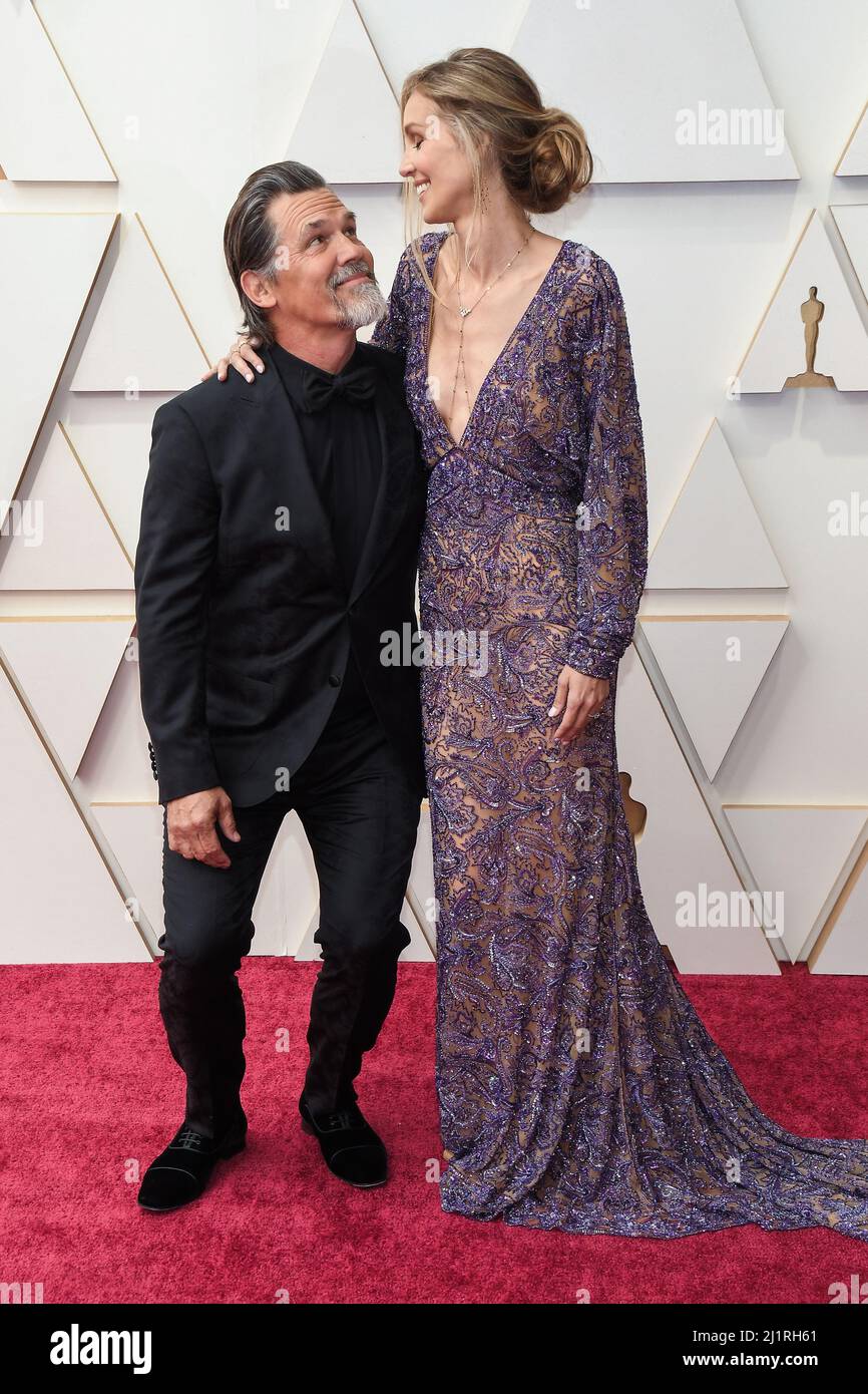 Josh Brolin und Kathryn Boyd Brolin beim Spaziergang auf dem roten