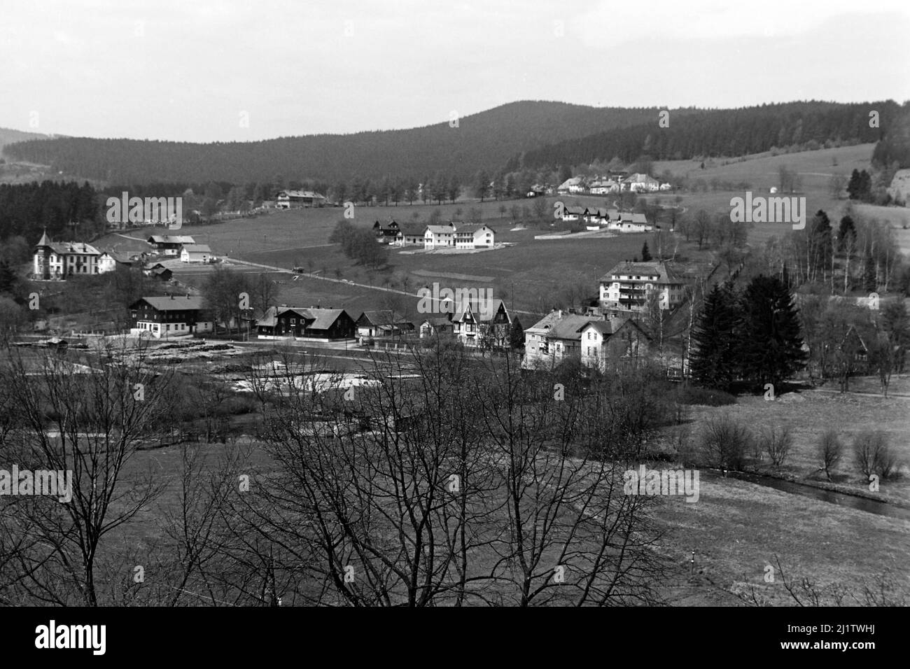 Blick auf den Bayerischen Wald bei Bayerisch Eisenstein 1958. Blick auf den Bayerischen Wald bei Bayerisch Eisenstein, 1958. Stockfoto