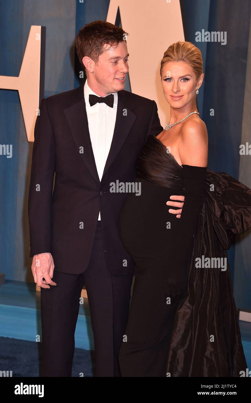 Beverly Hills, Ca. 27. März 2022. Nicky Hilton Rothschild und James Rothschild bei der Vanity Fair Oscar Party 2022 im Wallis Annenberg Center for the Performing Arts am 27. März 2022. Kredit: Jeffrey Mayer/Jtm Fotos/Media Punch/Alamy Live News Stockfoto