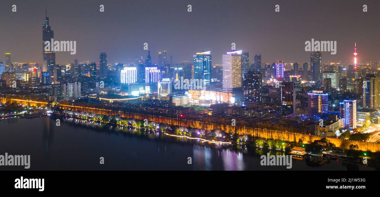Nanjing, Nanjing, China. 28. März 2022. Am 26. März 2022 nahmen viele ...
