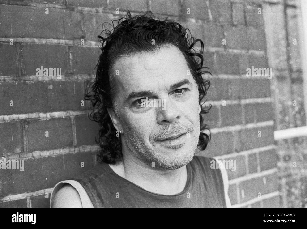 Ian Dury in seinem Haus in London Stockfoto