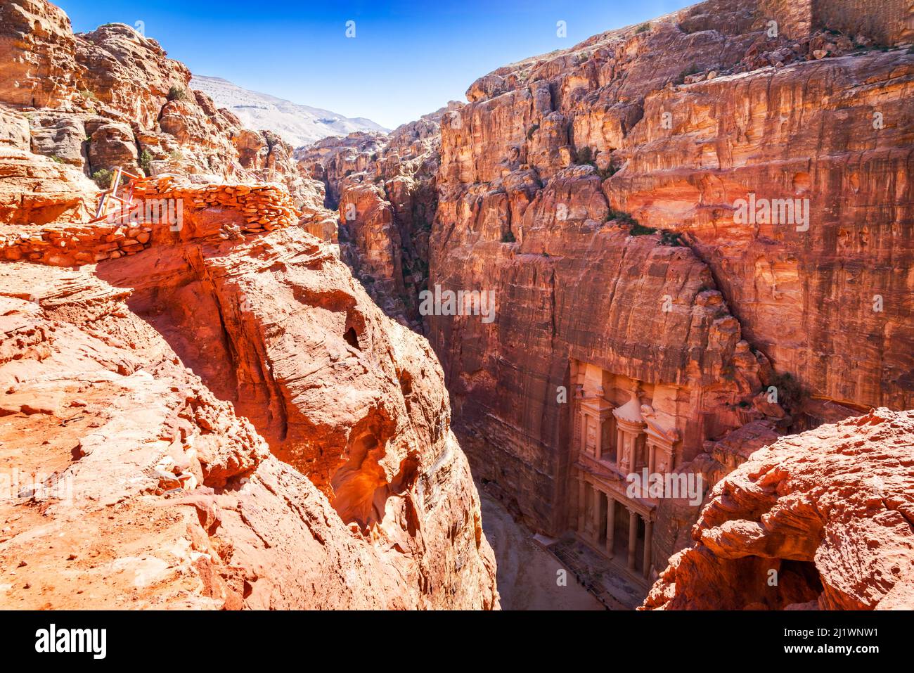 Petra, Jordanien - berühmtes Schatzhaus, Al Khazneh, in Wadi Musa eines der neuen Sieben Weltwunder, alte römische Welt. Stockfoto