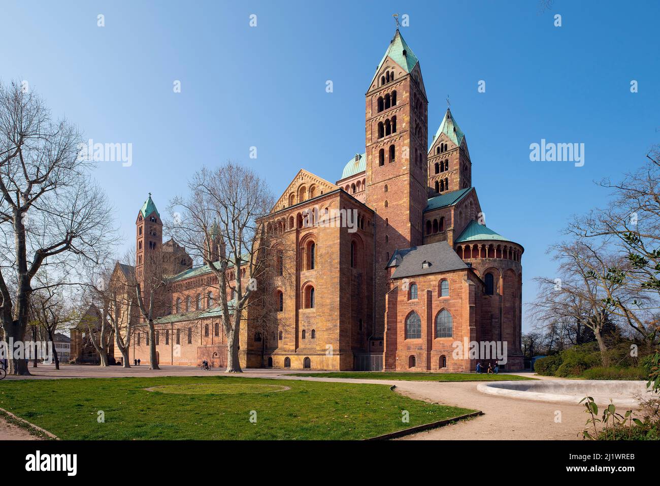 Berühmter Speyer Dom in Rheinland-Pfalz, Deutschland. Speyer ist eine Stadt in Rheinland-Pfalz in Deutschland mit rund 50.000 Einwohnern. L Stockfoto