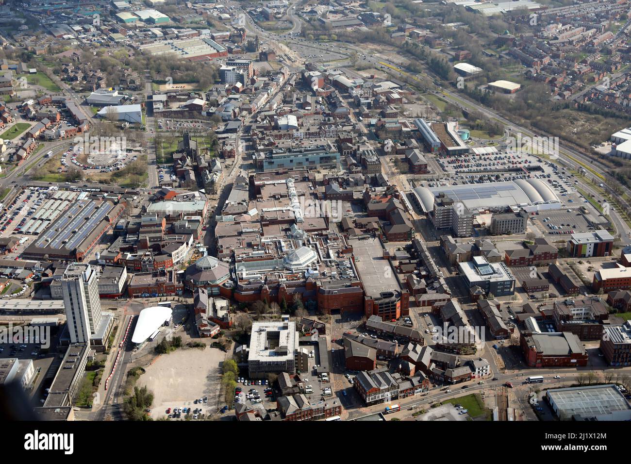 Luftaufnahme von Oldham Stadtzentrum, Greater Manchester Stockfoto