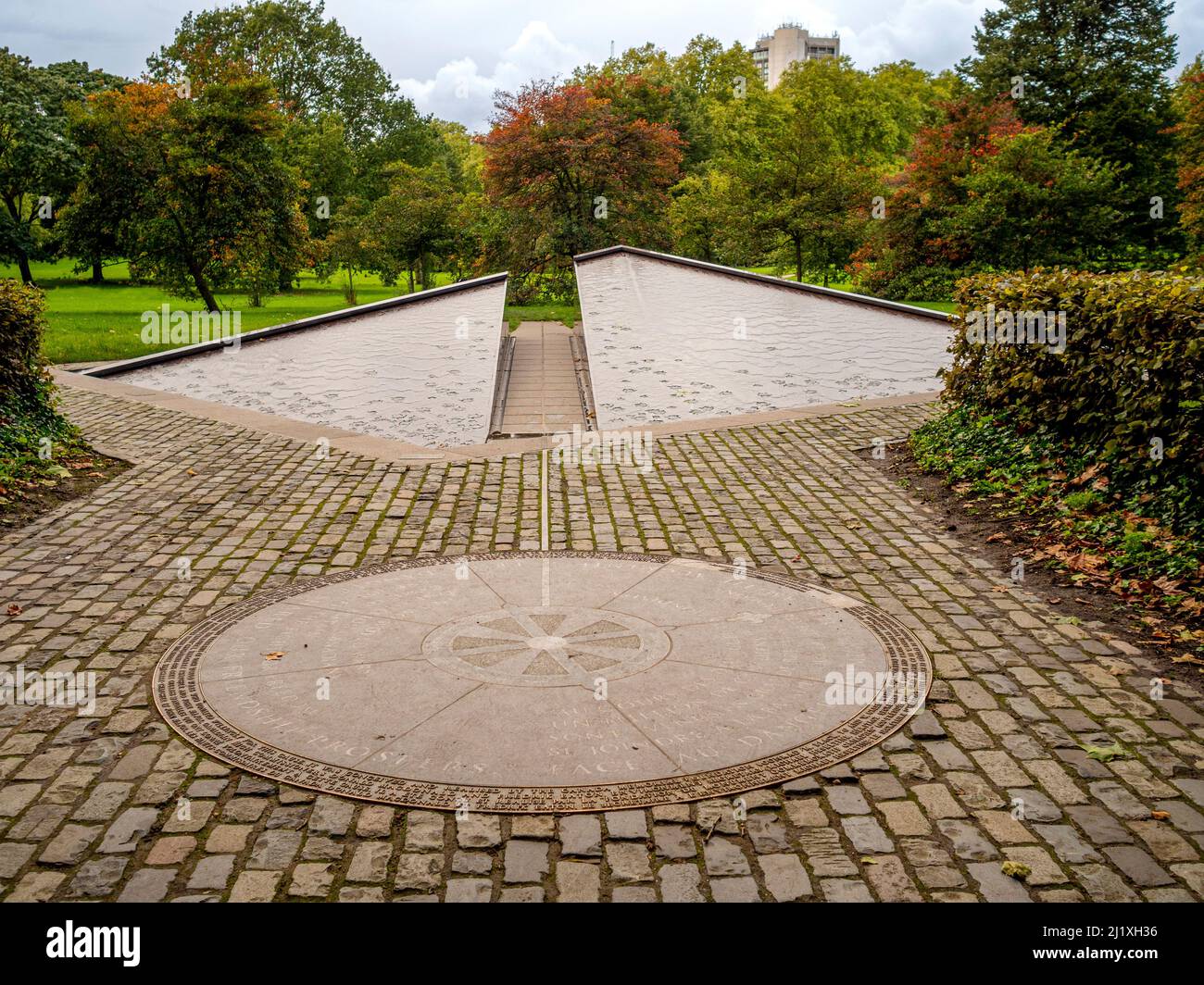 Canada Memorial (Mémorial du Canada) entworfen vom kanadischen Bildhauer Pierre Granche. Green Park, London. Stockfoto