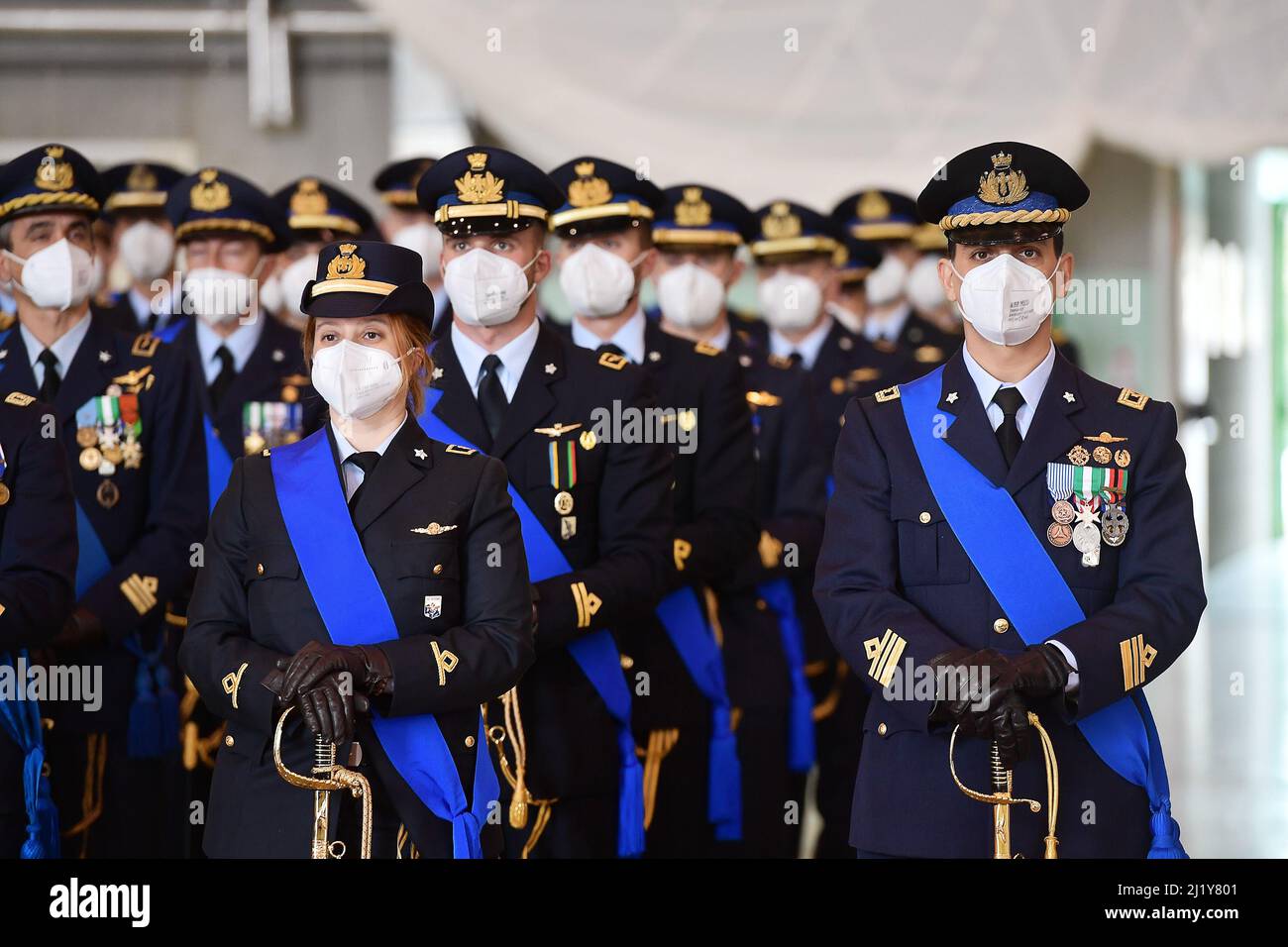 Ciampino, Italien. 28. März 2022. Ciampino International Airport (Rom), 28. März 2022 die italienische Luftwaffe feiert den 99.. Jahrestag der Gründung im 31.. Flügel von Ciampino. Auf dem Foto: Ein Moment der Zeremonie die italienische Luftwaffe feiert ihr Gründungsjubiläum 99. im 31.-Flügel von Ciampino. Auf dem Foto: Ein Moment der Zeremonie Kredit: Unabhängige Fotoagentur/Alamy Live News Stockfoto