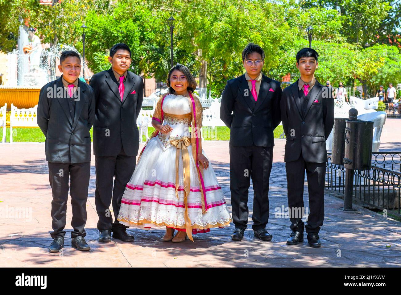 Quinceañera (Veranstaltung zum 15.. Geburtstag) einer Frau, Valladolid , Mexiko Stockfoto