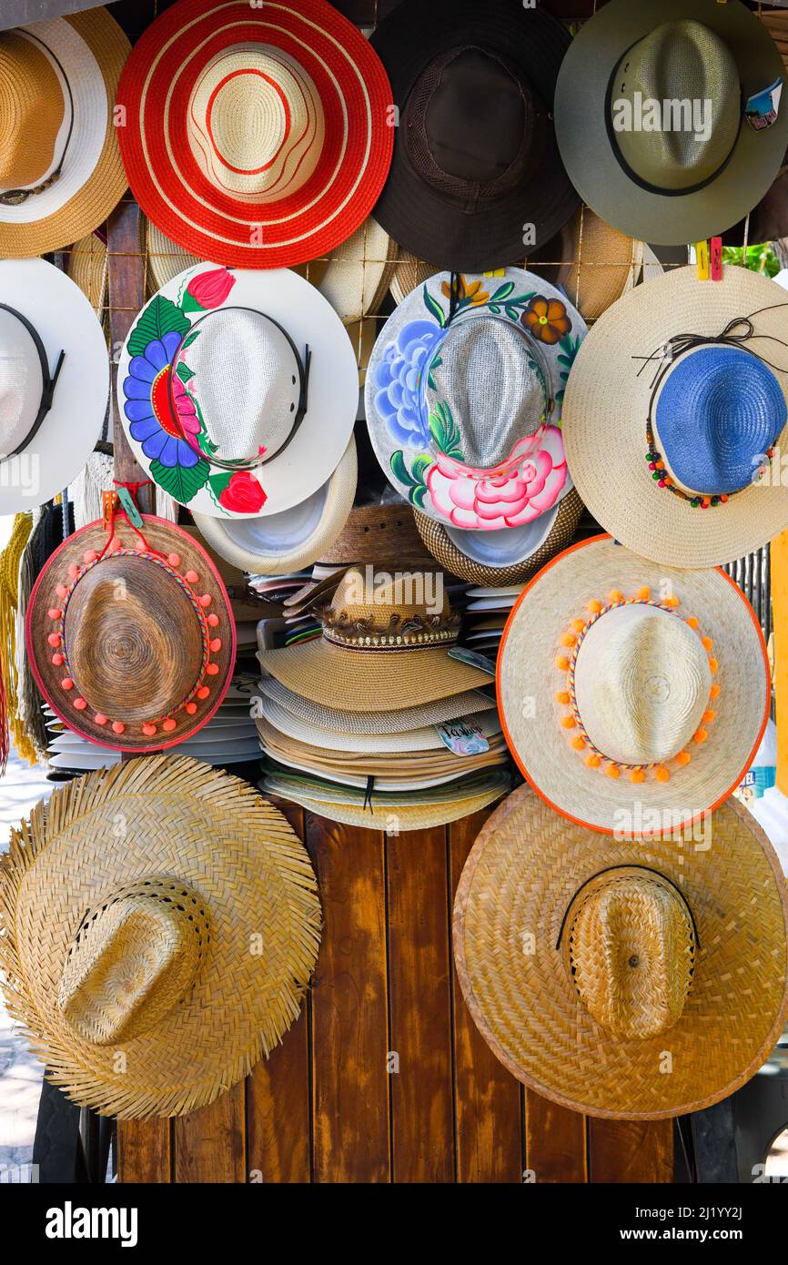 Mützen im Verkauf, Valladolid, Mexiko Stockfoto