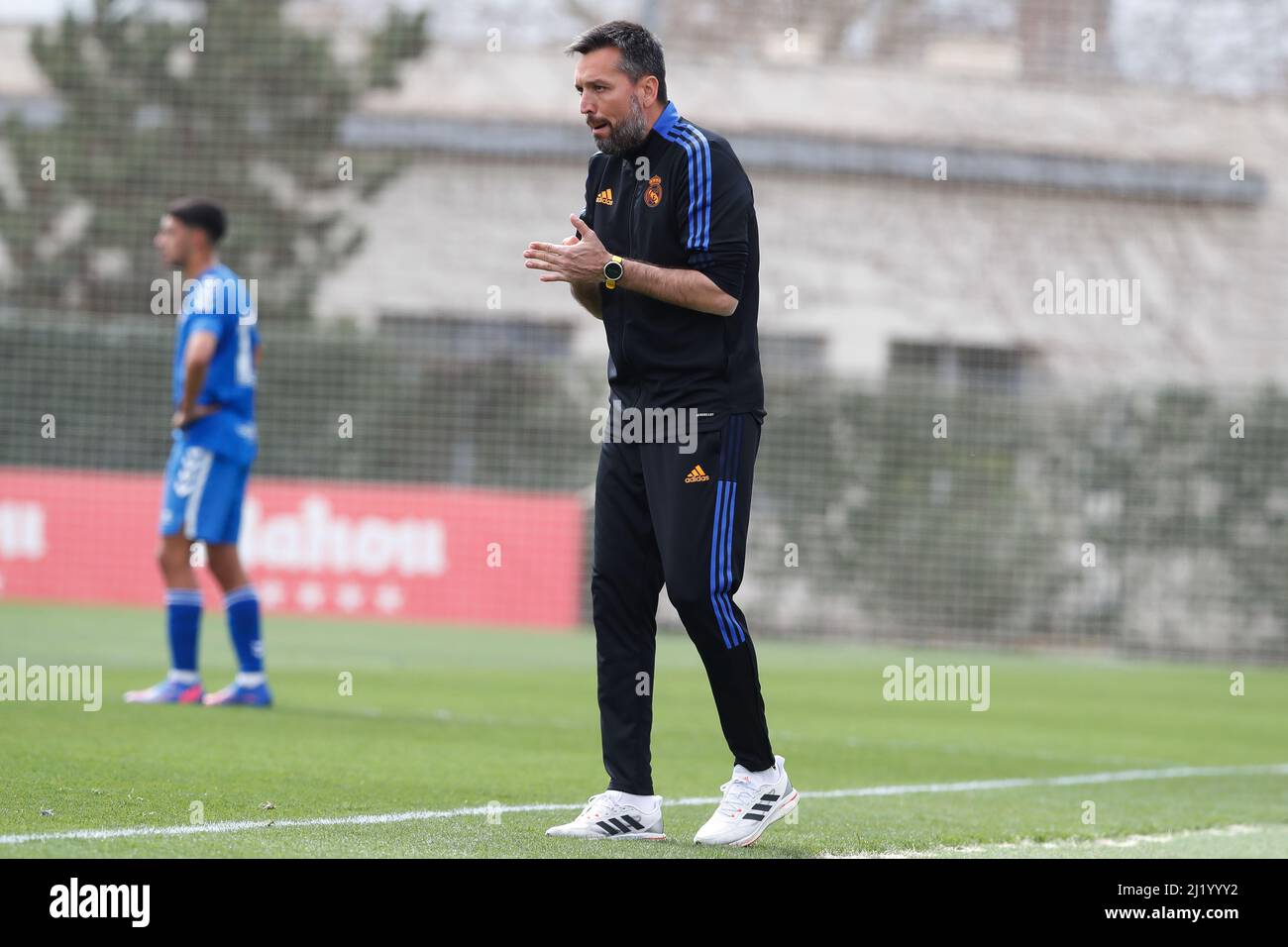 Madrid, Spanien. 27. März 2022. Hernan Perez (Real) Fußball: Spanisches Viertelfinalspiel „Copa del Rey de Juvenil“ zwischen Real Madrid Juvenil Und Teneriffa Juvenil A 5-2 auf dem Ciudad Real Madrid Campo 7 in Madrid, Spanien. Quelle: Mutsu Kawamori/AFLO/Alamy Live News Stockfoto