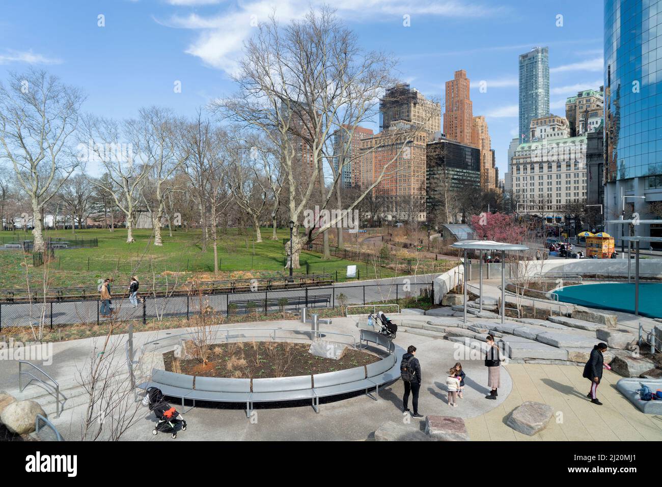 Die Battery Playscape wurde am 16. Dezember 2021 in The Battery, einem 25 Hektar großen öffentlichen Park am südlichen Ende von Manhattan, der Öffentlichkeit zugänglich gemacht. Stockfoto